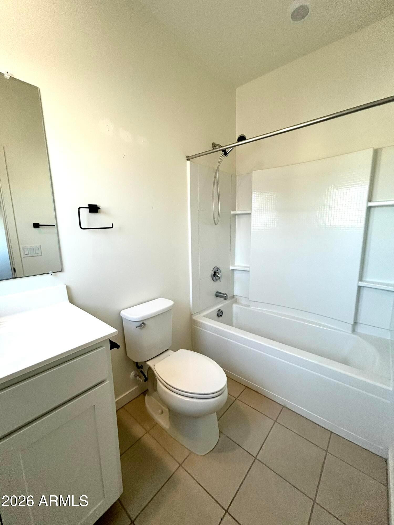 23 NORTH - Residential Lease