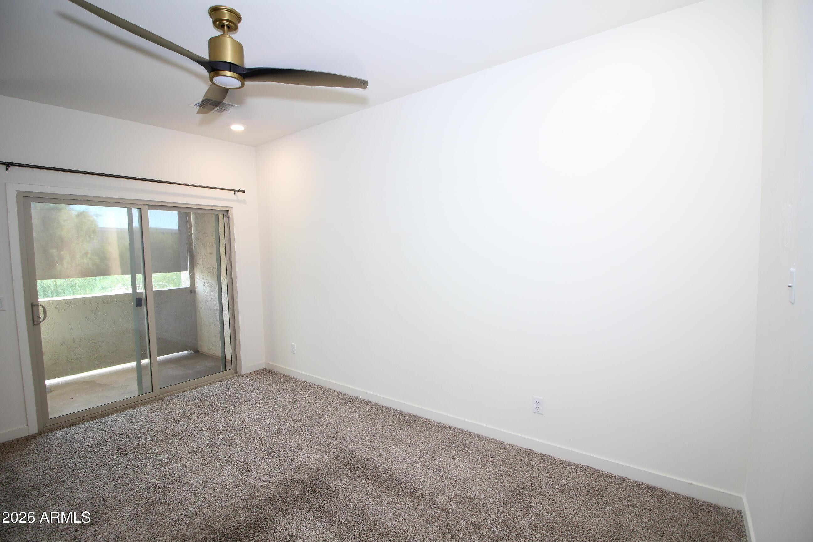 23 NORTH - Residential Lease