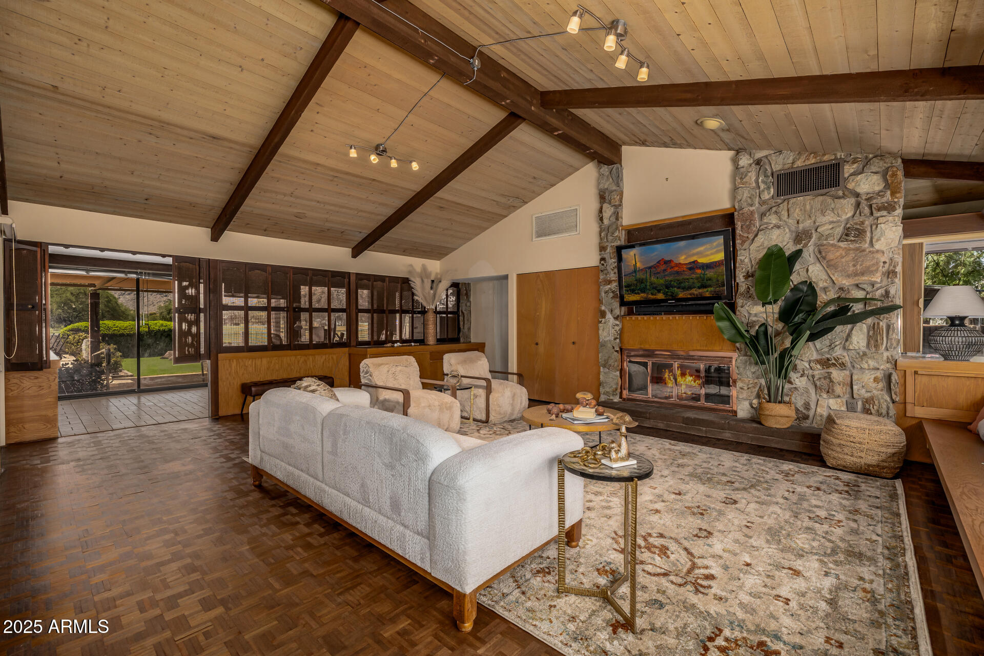 CAMELBACK COUNTRY CLUB ESTATES 4 - Residential