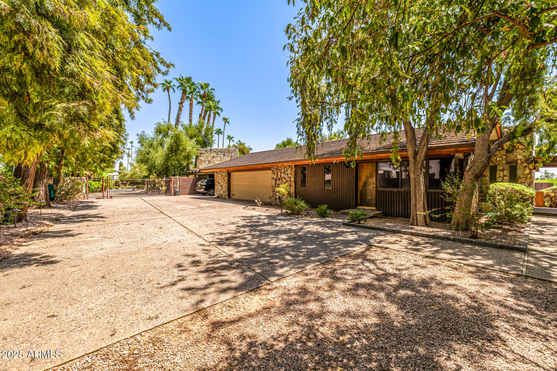 CAMELBACK COUNTRY CLUB ESTATES 4 - Residential