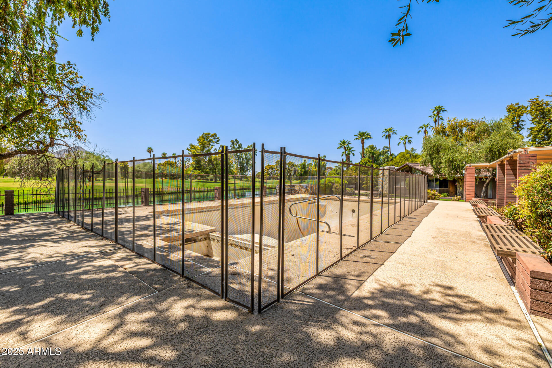 CAMELBACK COUNTRY CLUB ESTATES 4 - Residential