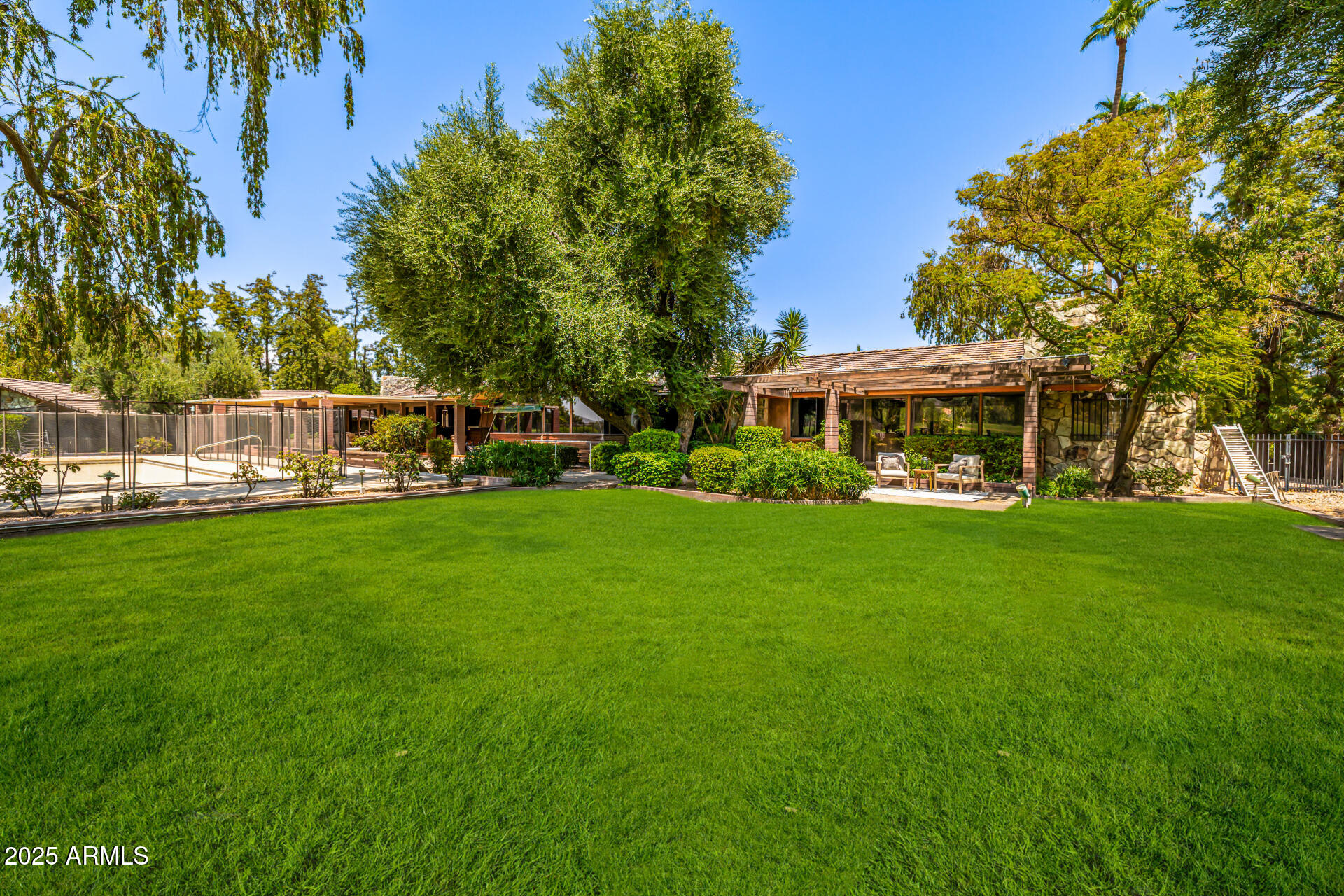 CAMELBACK COUNTRY CLUB ESTATES 4 - Residential