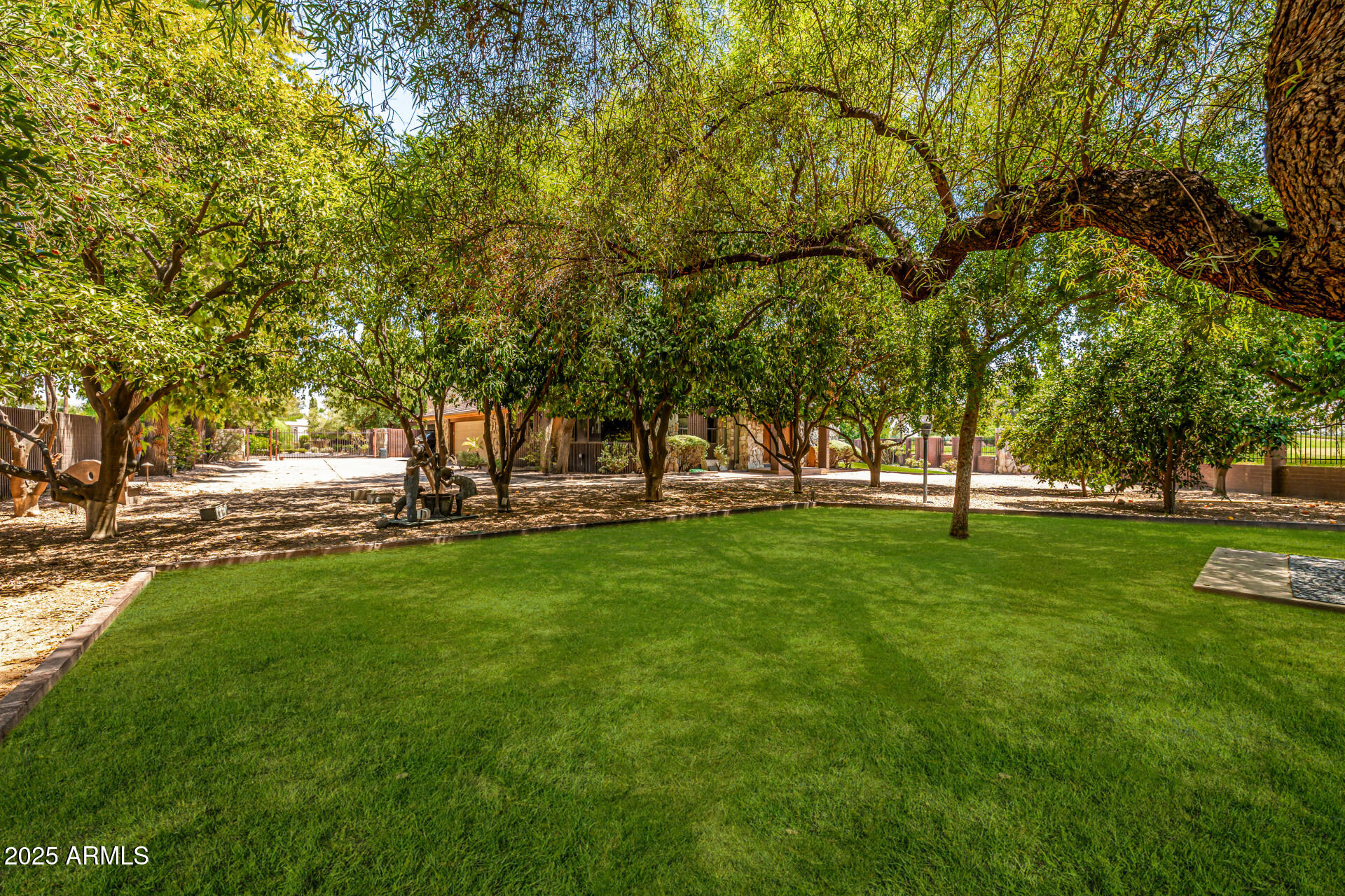 CAMELBACK COUNTRY CLUB ESTATES 4 - Residential