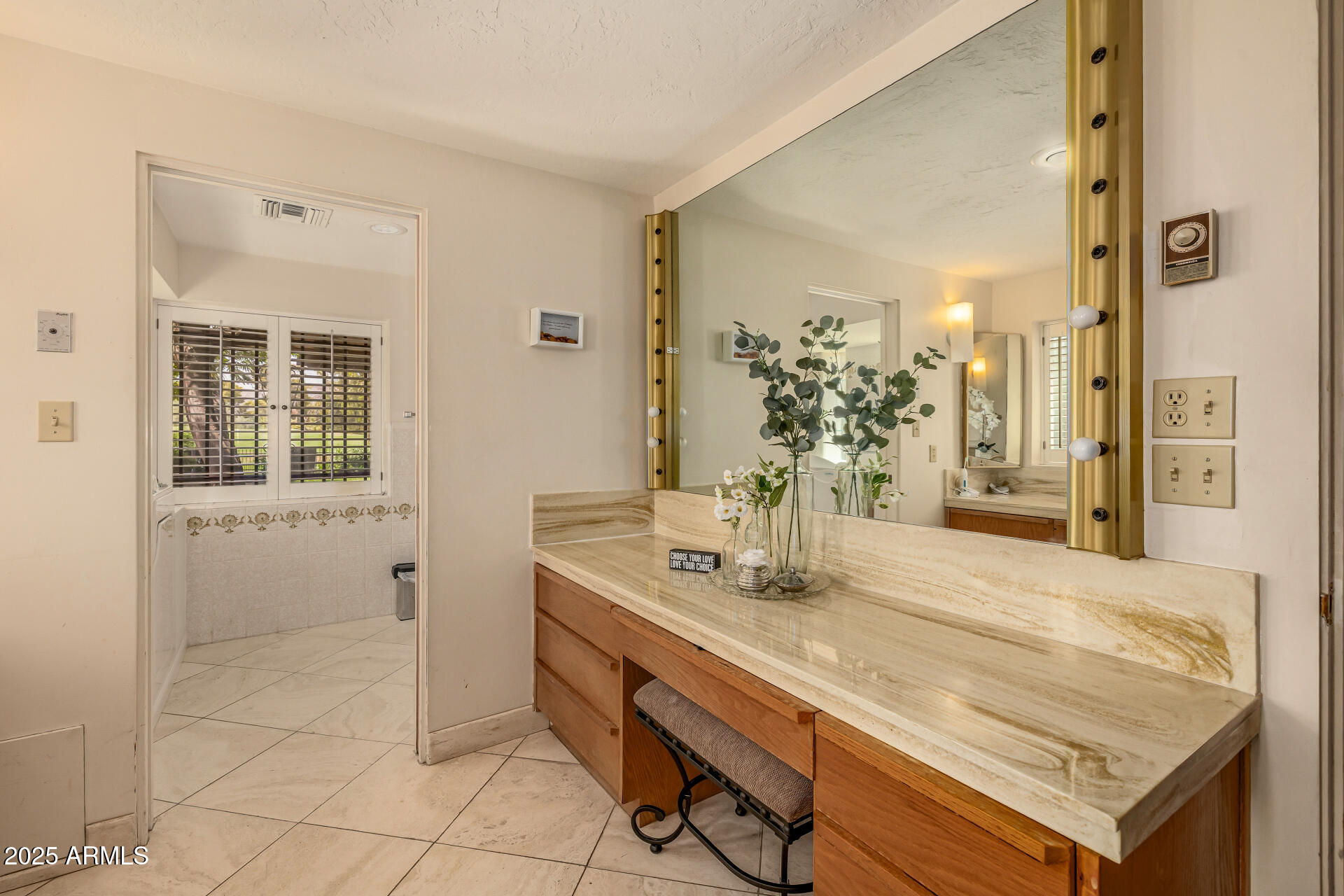 CAMELBACK COUNTRY CLUB ESTATES 4 - Residential