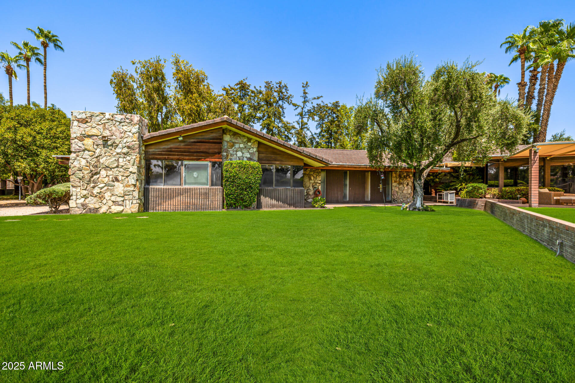 CAMELBACK COUNTRY CLUB ESTATES 4 - Residential