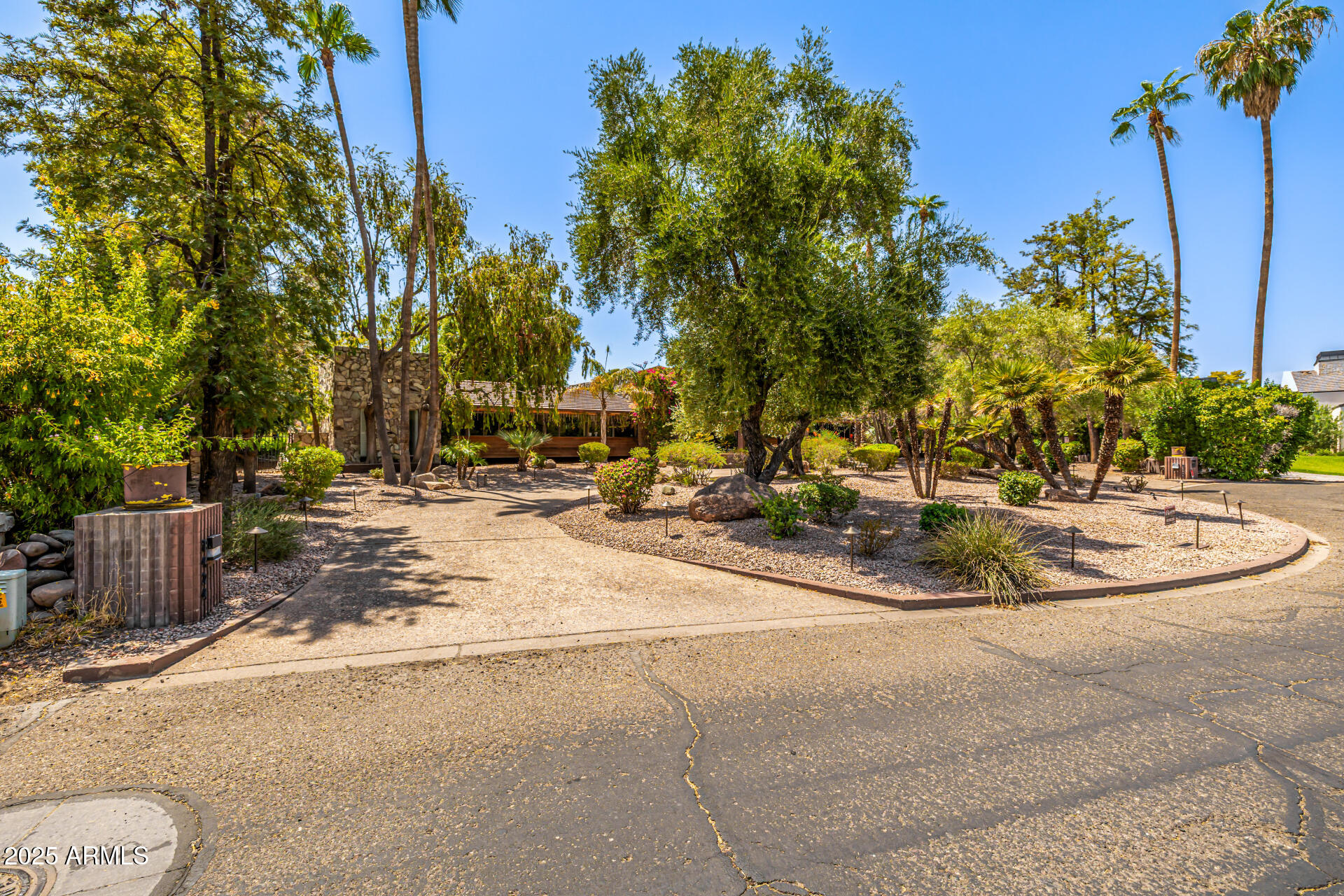 CAMELBACK COUNTRY CLUB ESTATES 4 - Residential