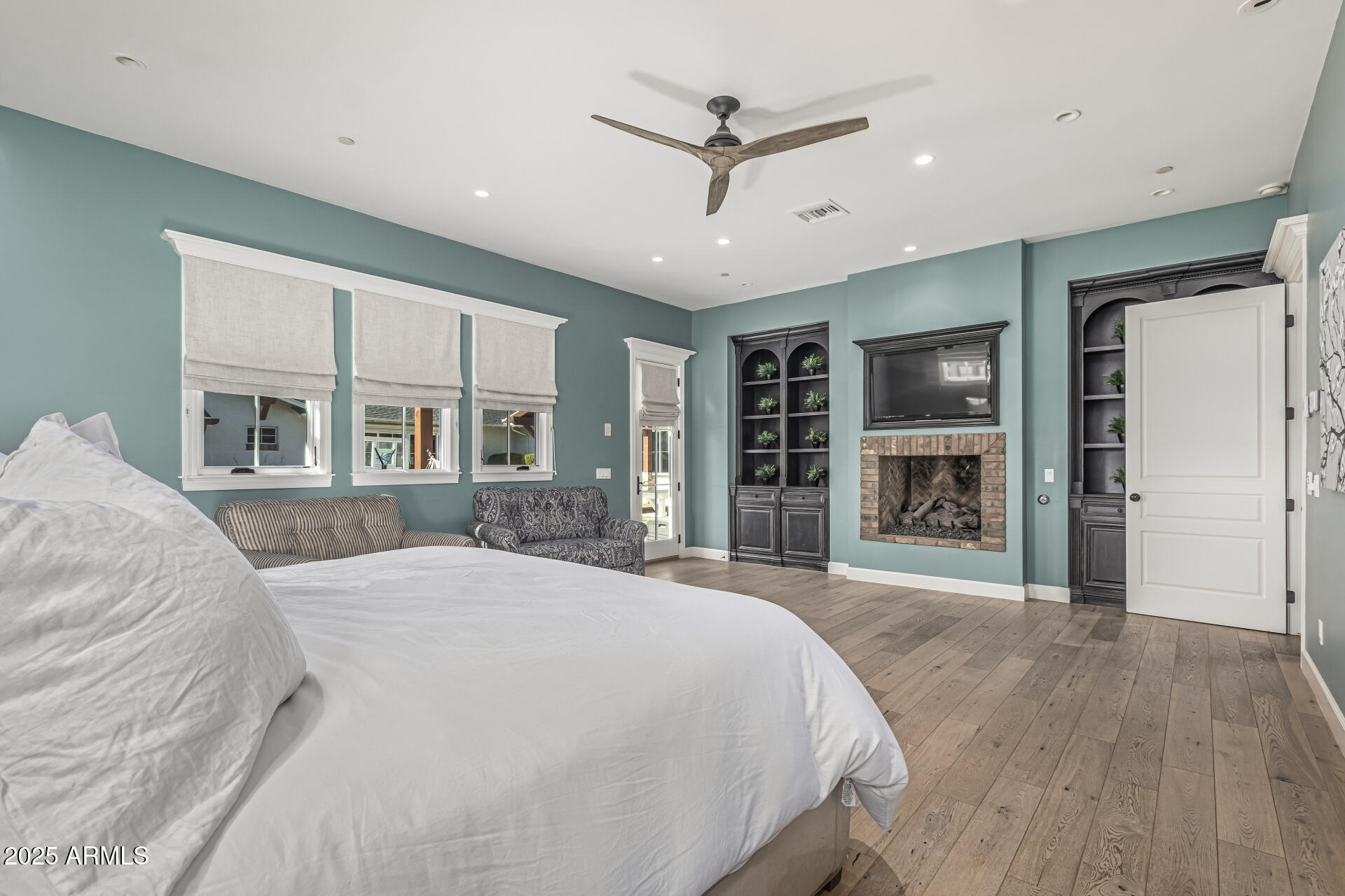 ARCADIA MANORS ANNEX - Residential