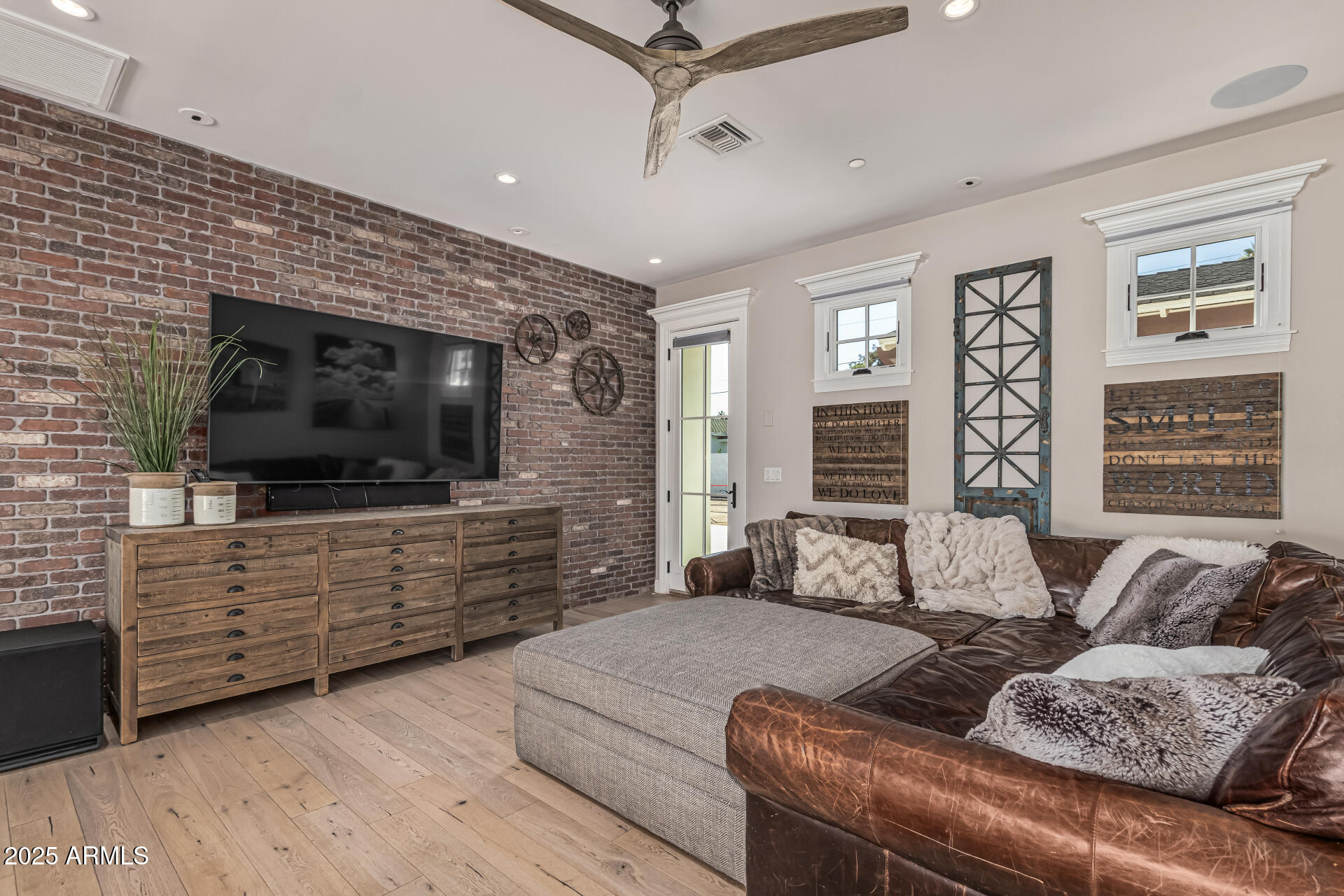 ARCADIA MANORS ANNEX - Residential