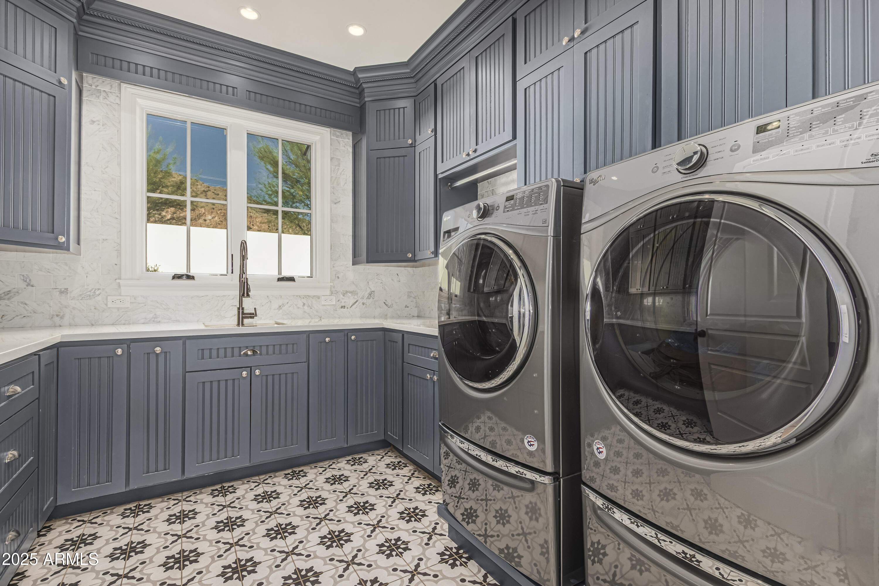 ARCADIA MANORS ANNEX - Residential