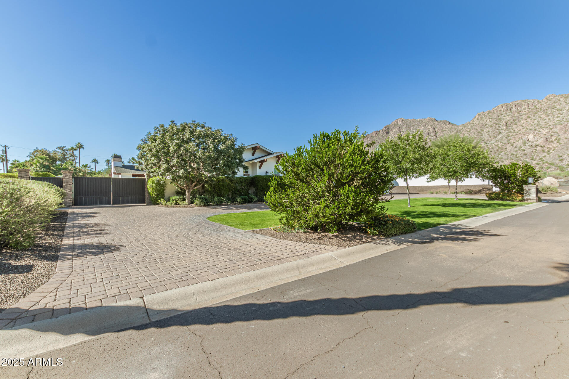 ARCADIA MANORS ANNEX - Residential