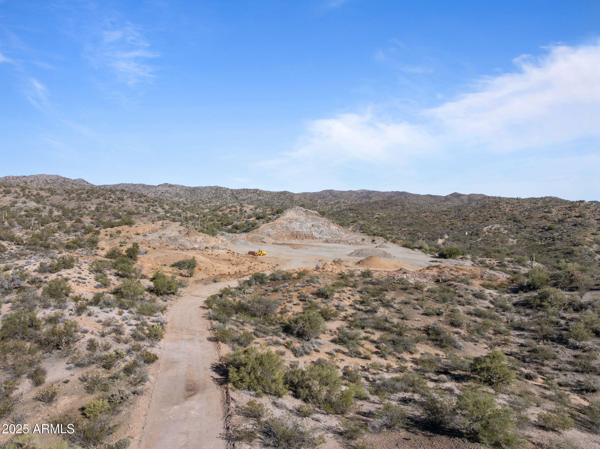 41.3 Acres with private well & generator - Land