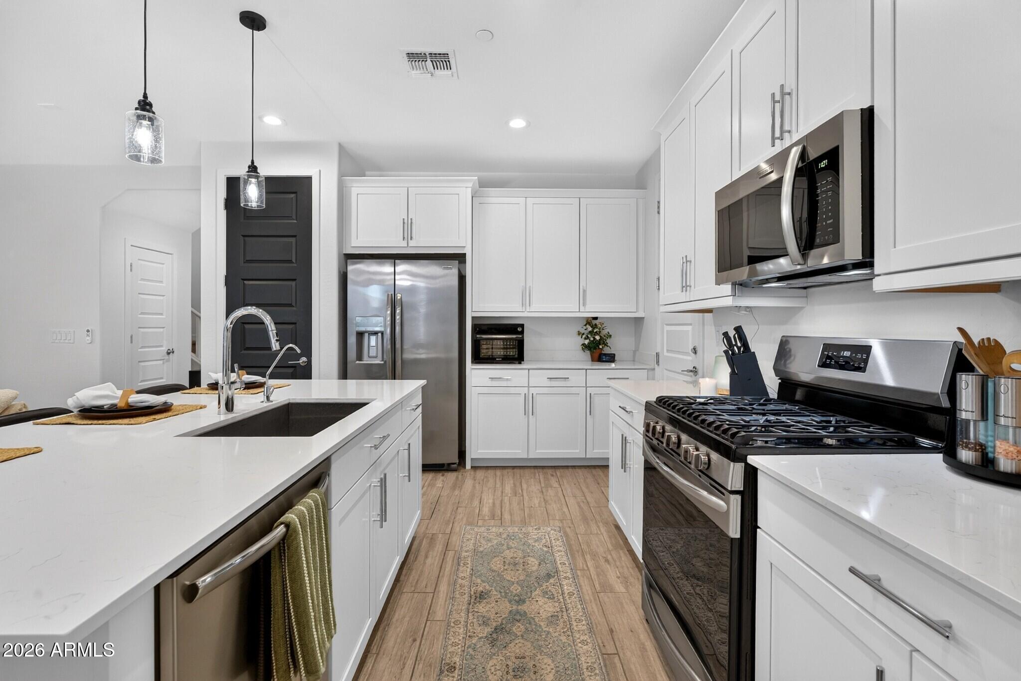 WARNER MEADOW PHASE 1 - Residential