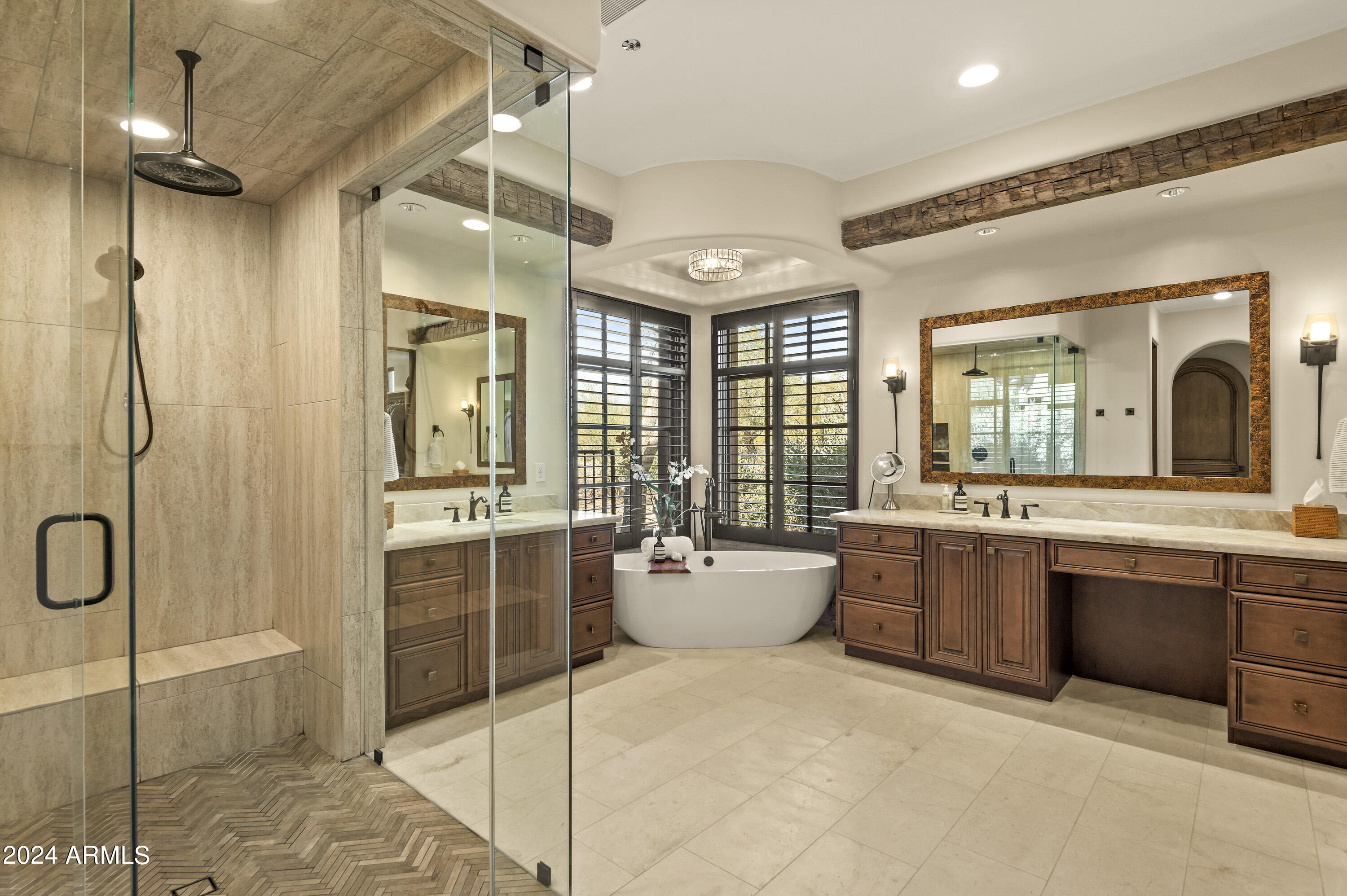DC RANCH - Residential