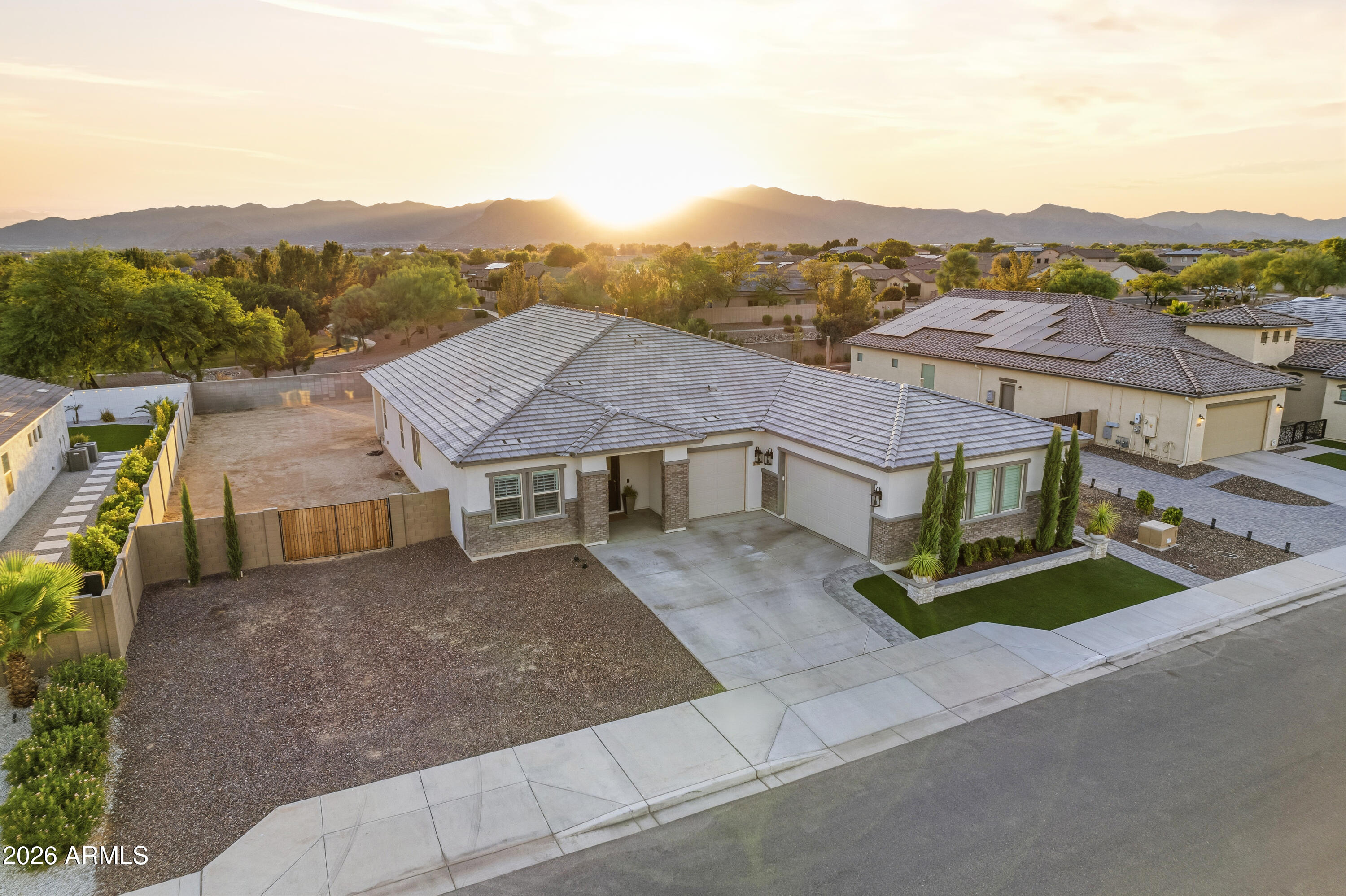 AZURE CANYON PARCEL 4 REPLAT - Residential