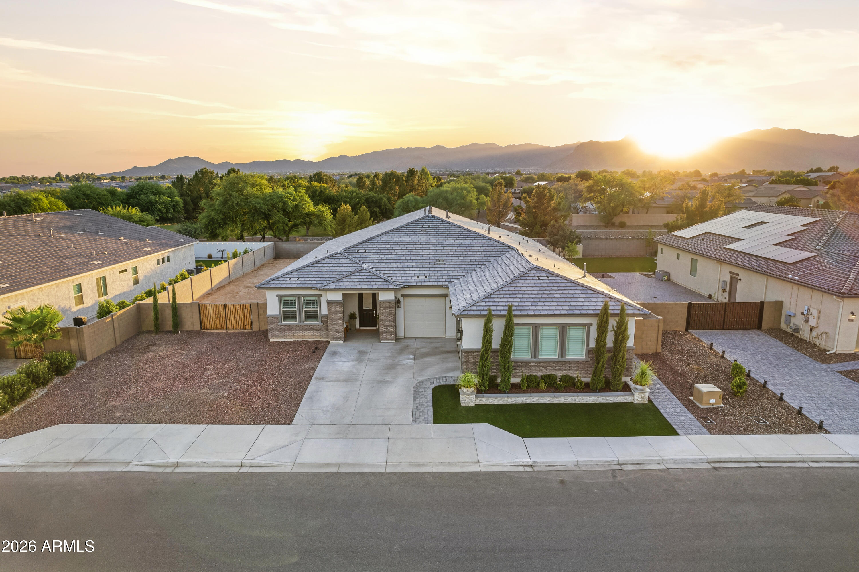 AZURE CANYON PARCEL 4 REPLAT - Residential