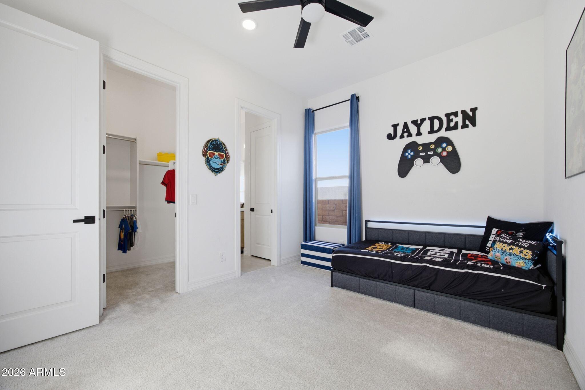 ESTRELLA PARCEL 9.43 - Residential