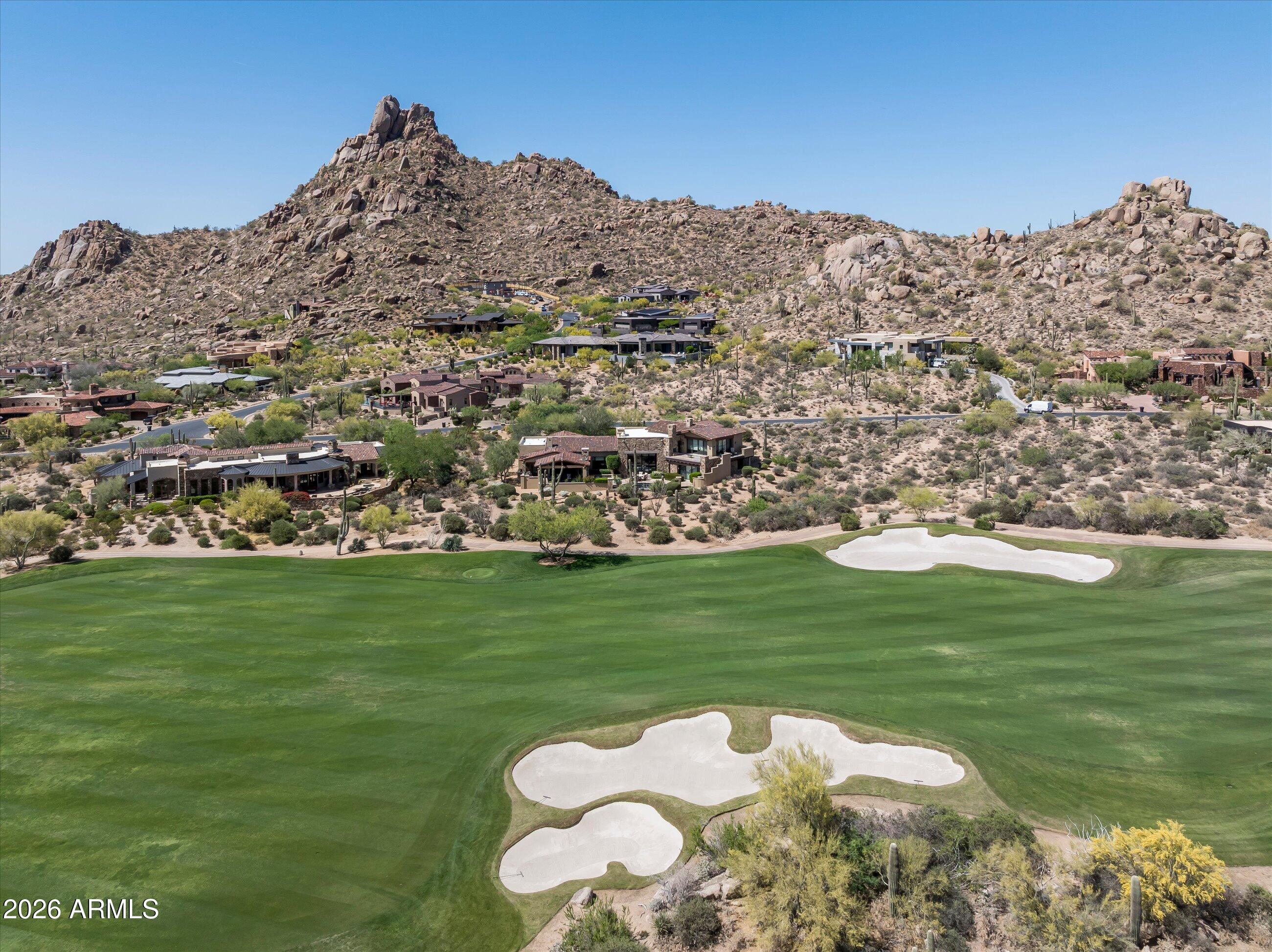 ESTANCIA - Residential