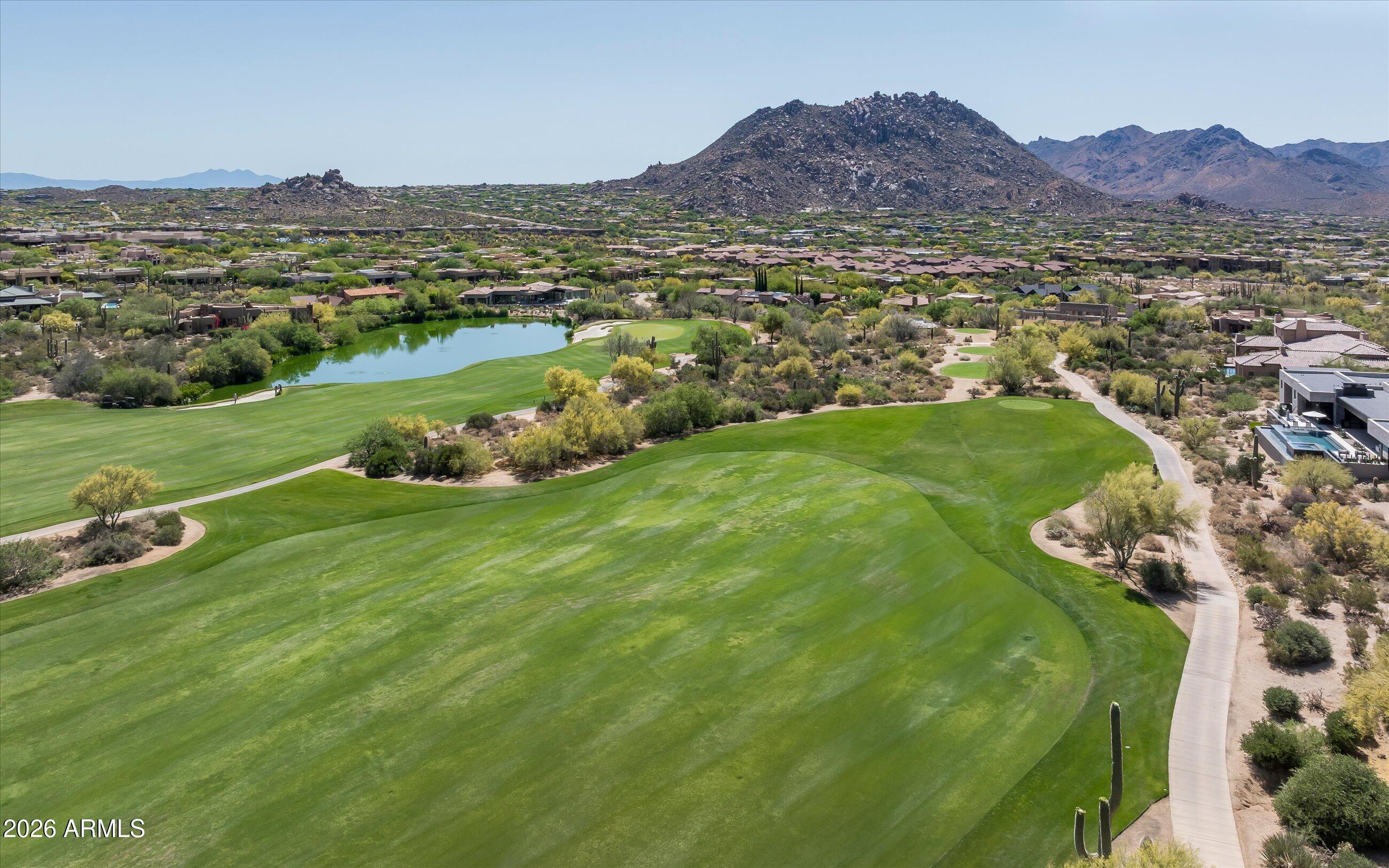 ESTANCIA - Residential