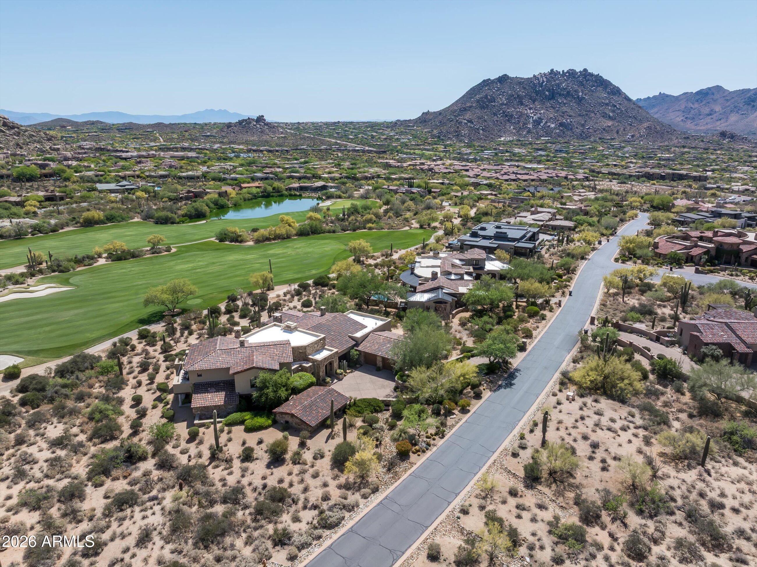 ESTANCIA - Residential