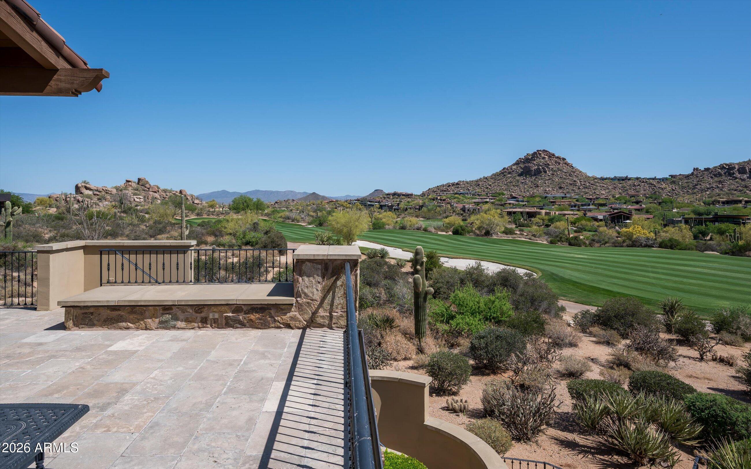ESTANCIA - Residential