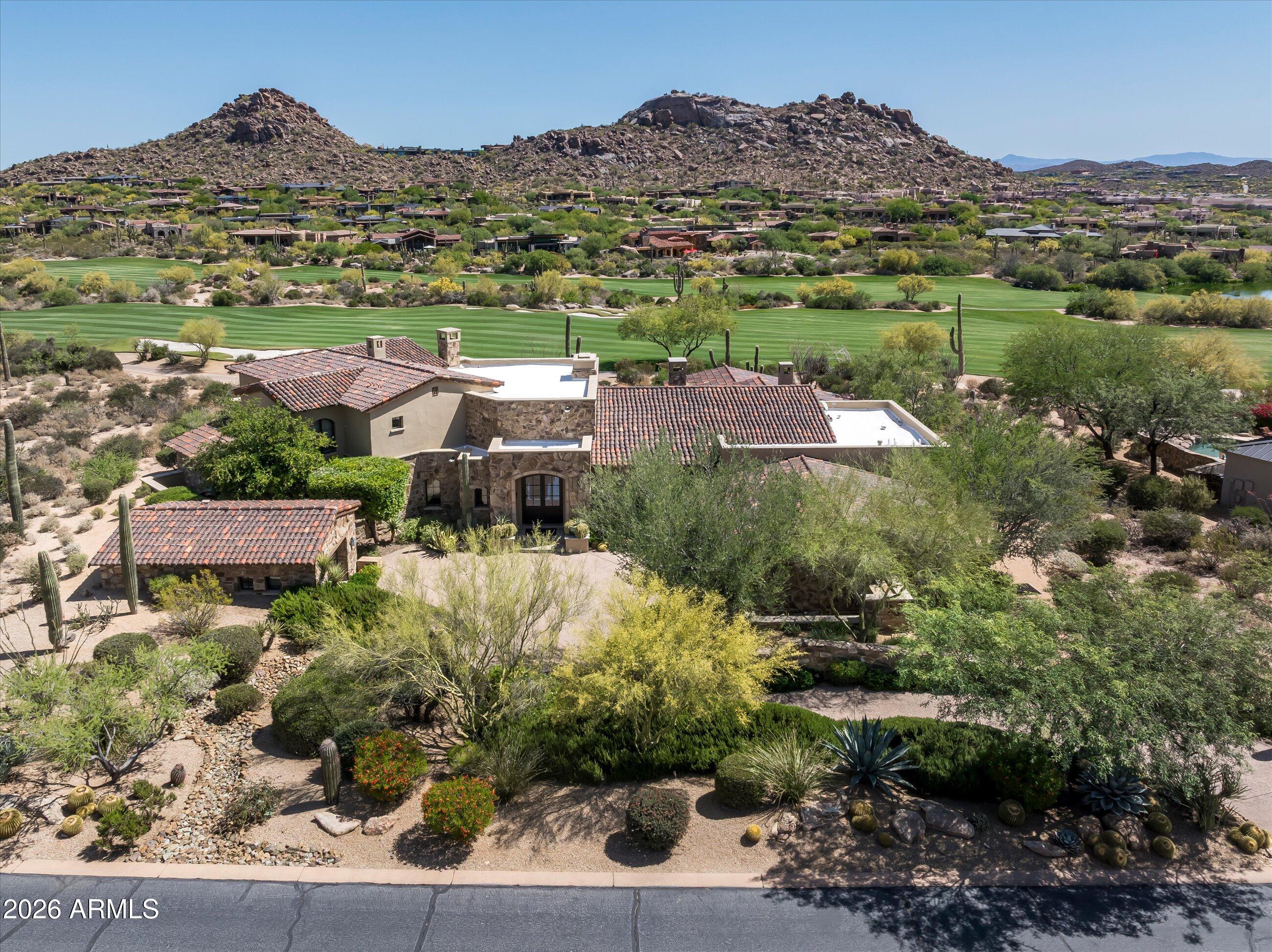 ESTANCIA - Residential
