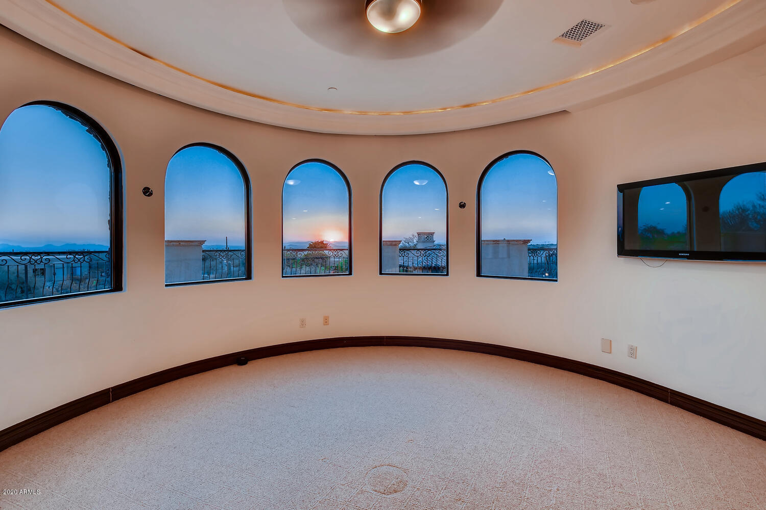 DESERT SKYLINE ESTATES - Residential