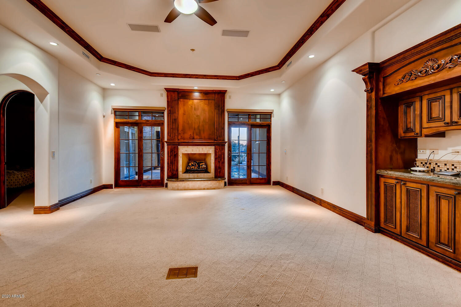 DESERT SKYLINE ESTATES - Residential