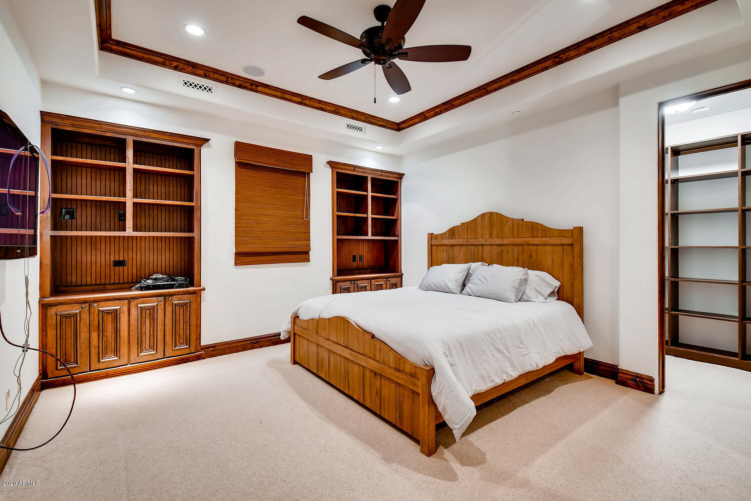 DESERT SKYLINE ESTATES - Residential