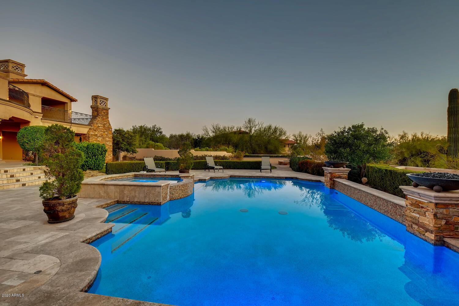 DESERT SKYLINE ESTATES - Residential