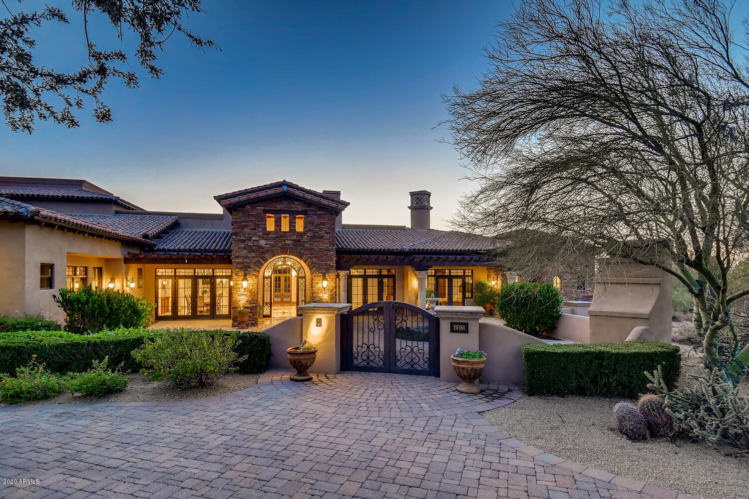 DESERT SKYLINE ESTATES - Residential