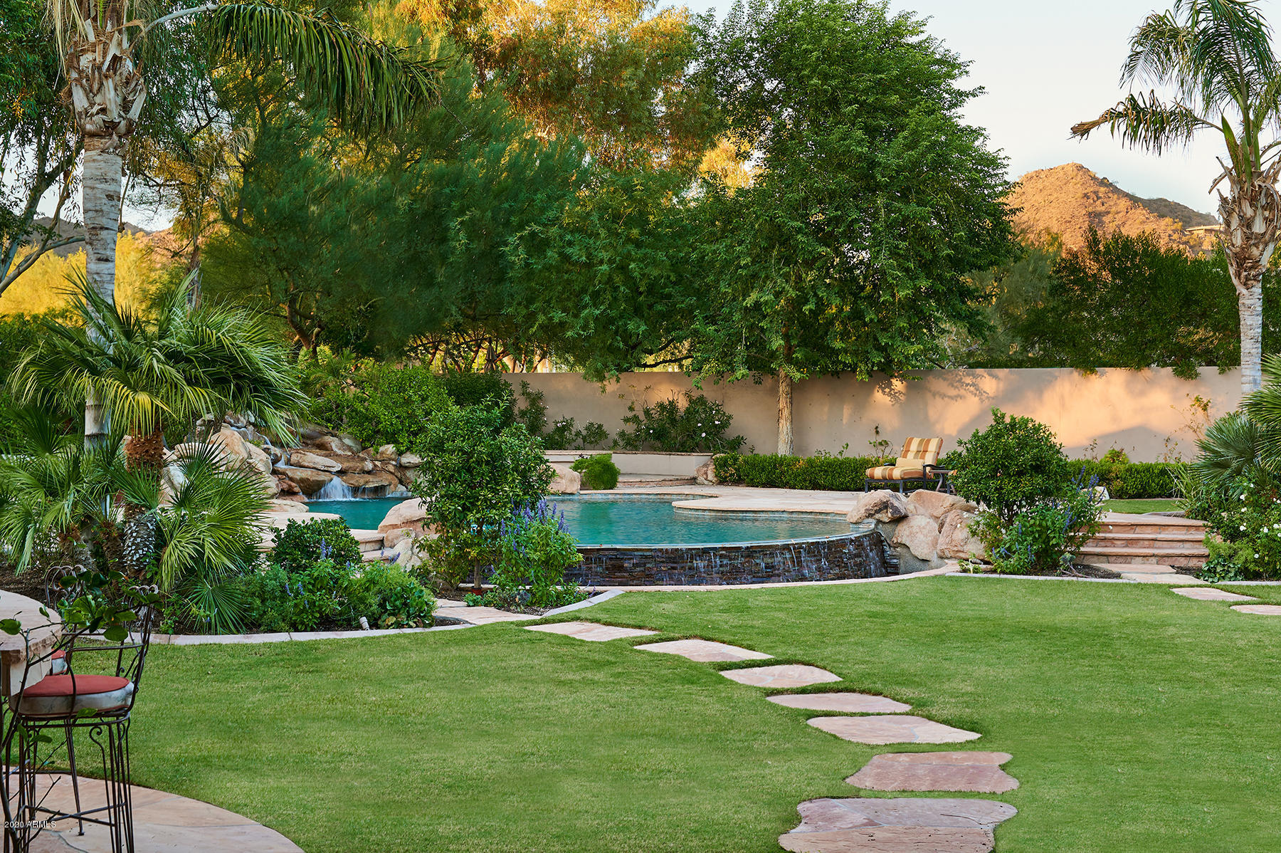 PARADISE MANSION ESTATES - Residential