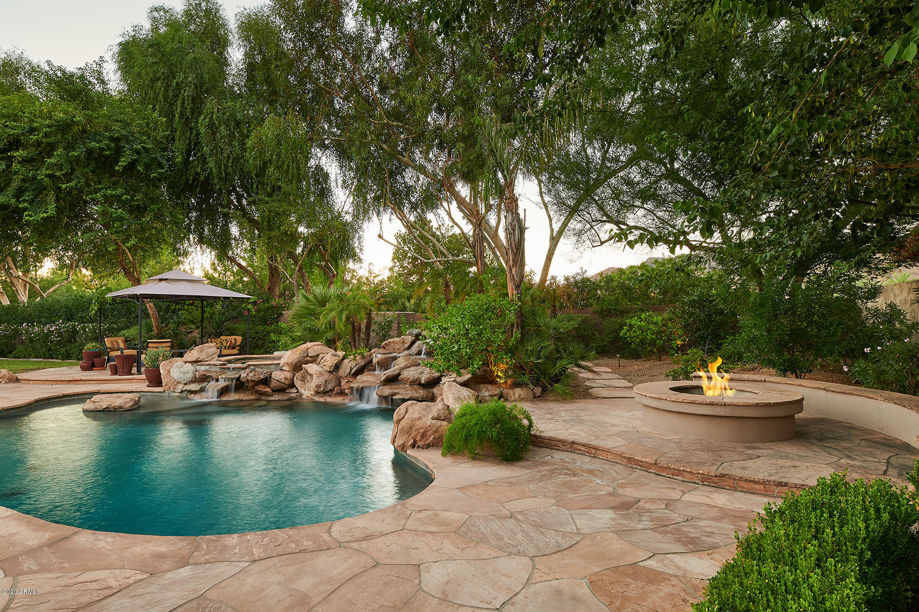PARADISE MANSION ESTATES - Residential