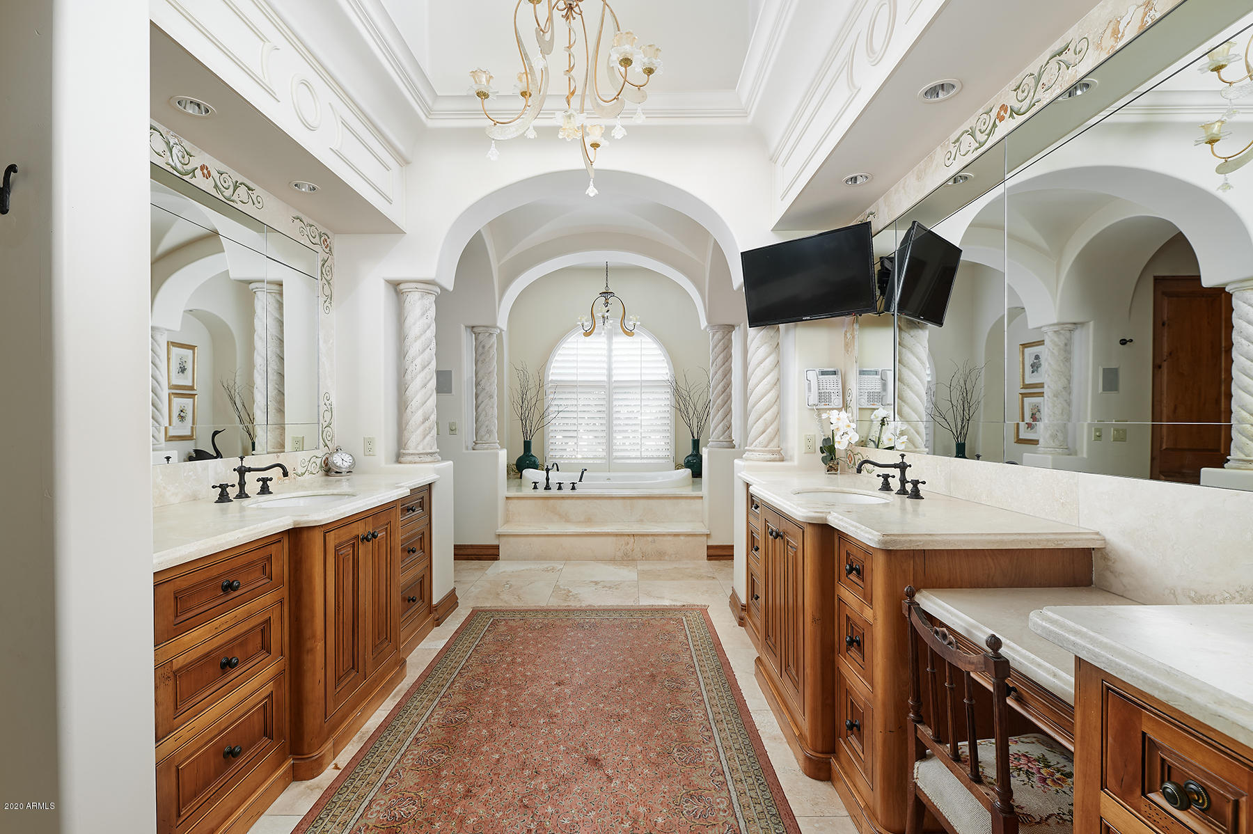 PARADISE MANSION ESTATES - Residential