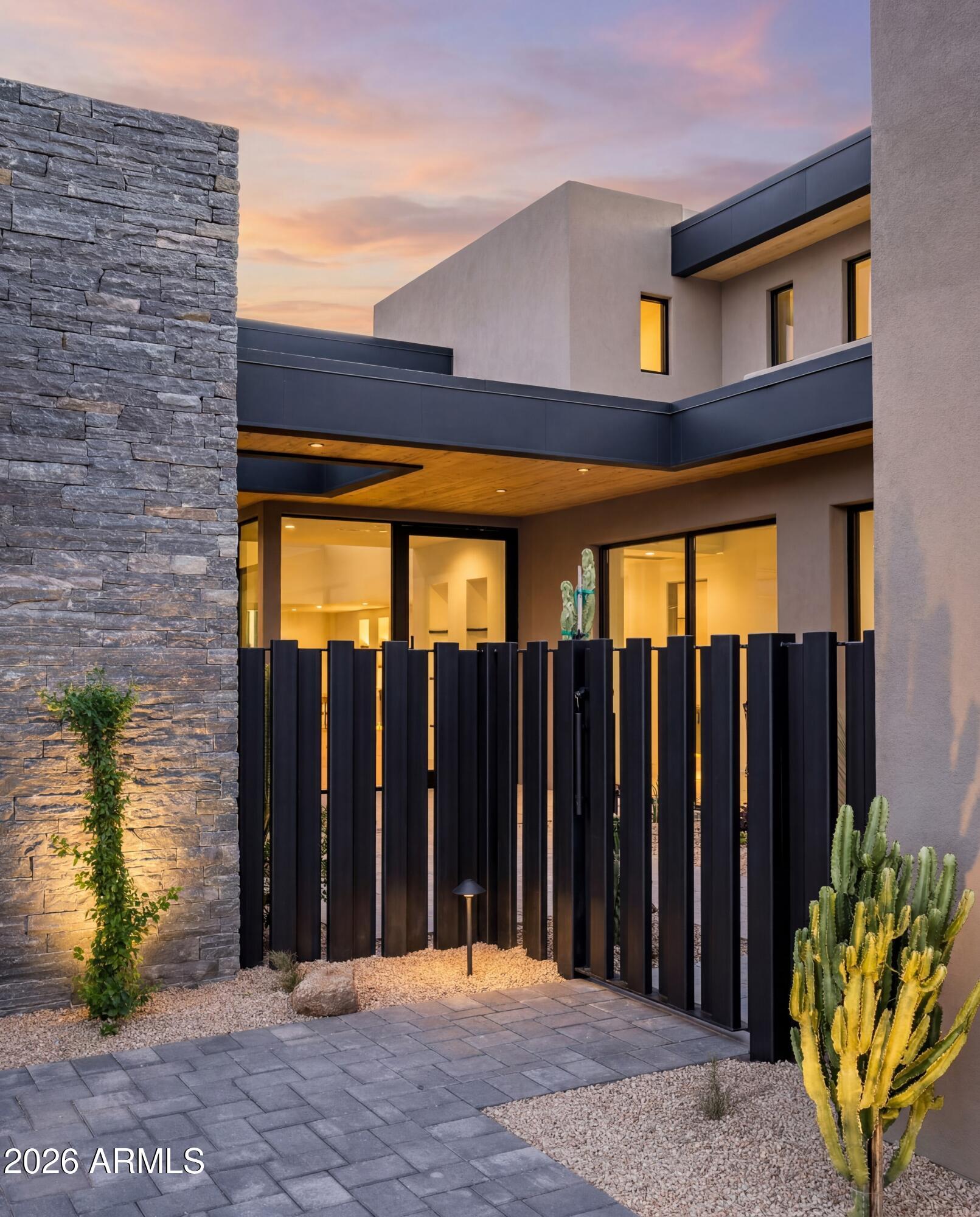 DESERT MOUNTAIN - Residential