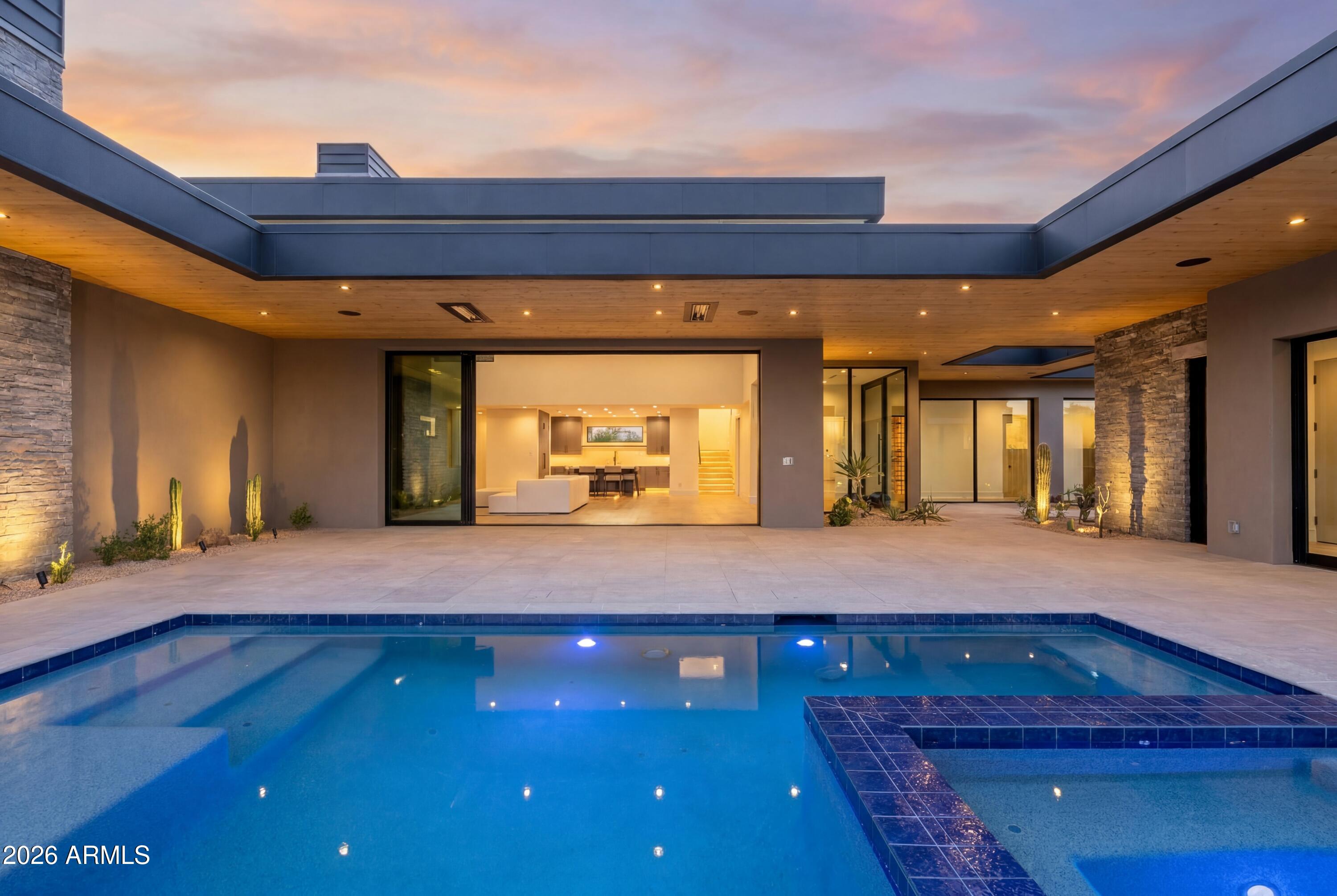 DESERT MOUNTAIN - Residential