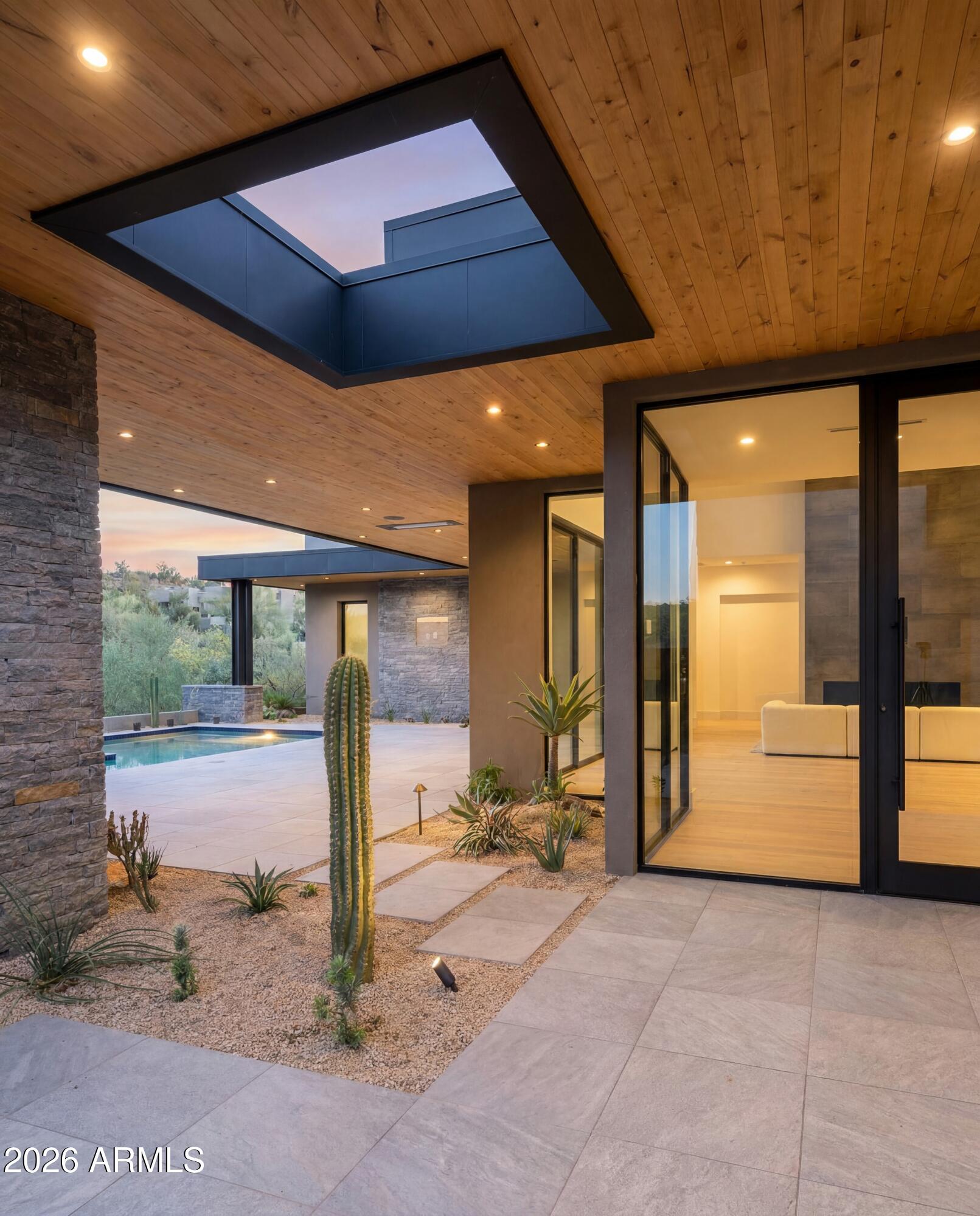 DESERT MOUNTAIN - Residential