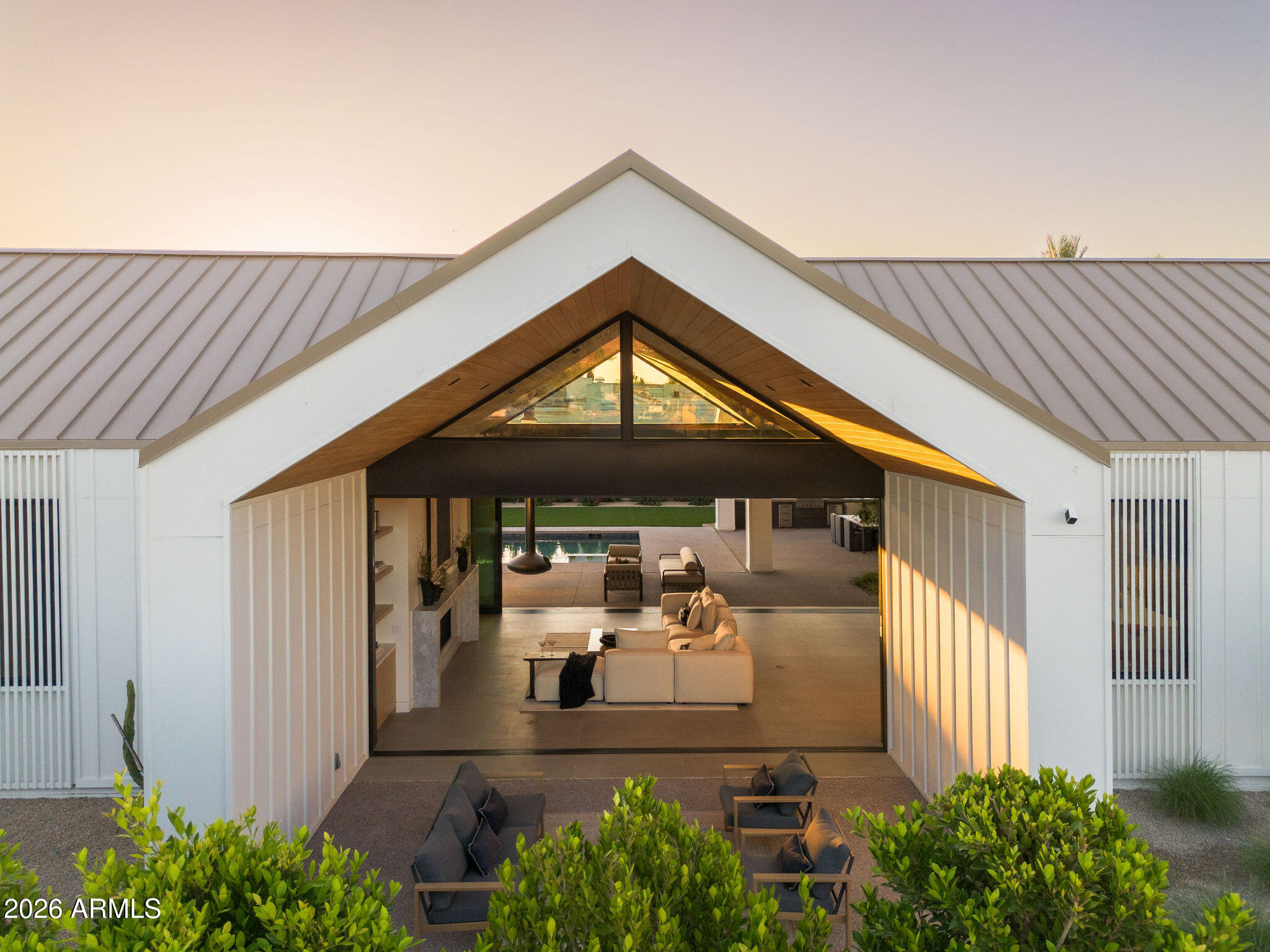 SALIDA DEL SOL - Residential