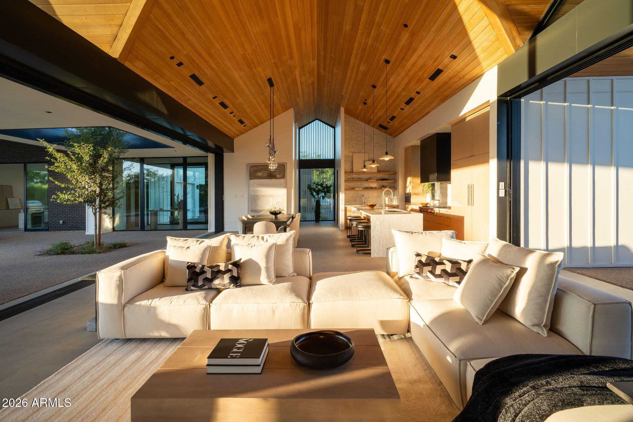 SALIDA DEL SOL - Residential