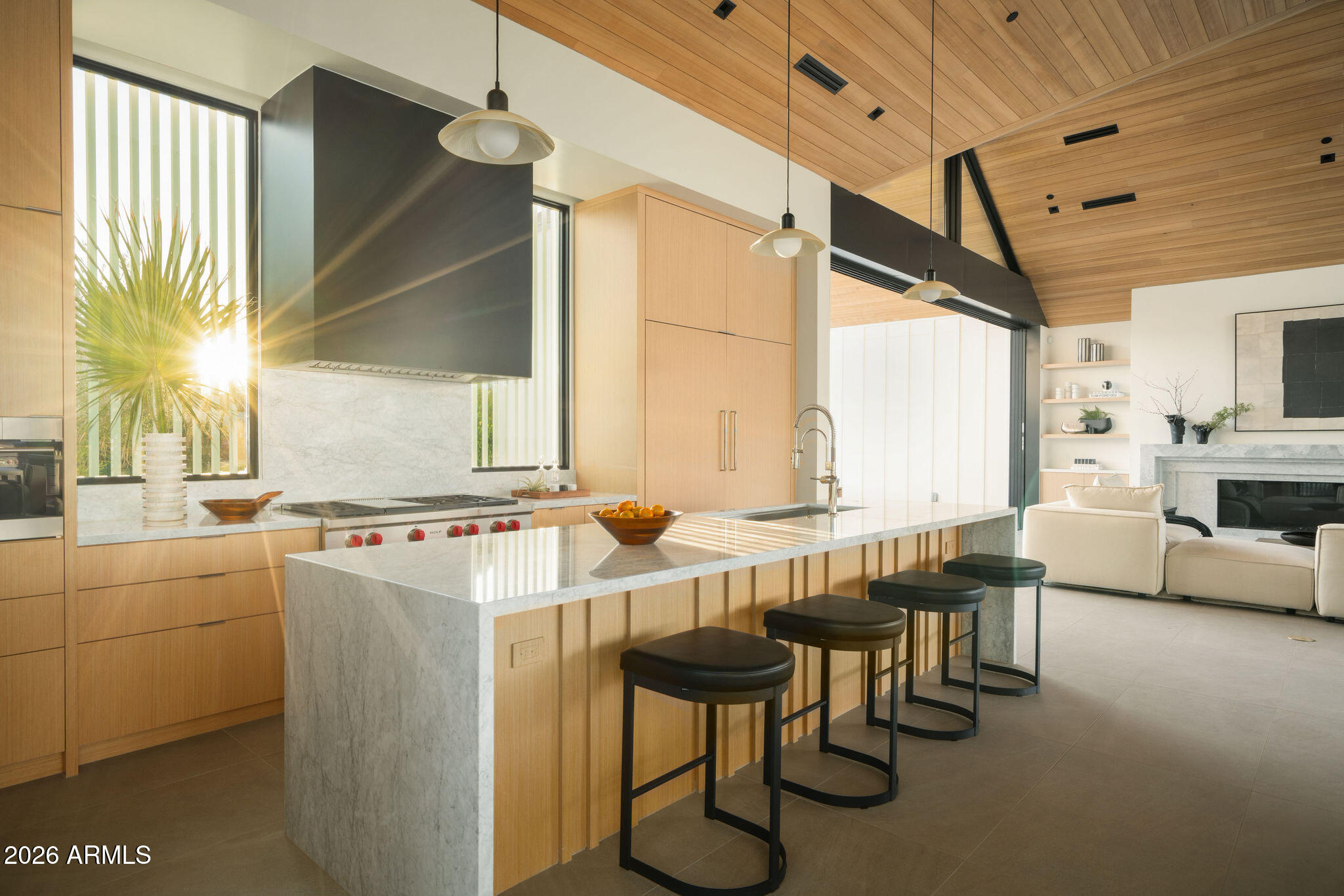 SALIDA DEL SOL - Residential