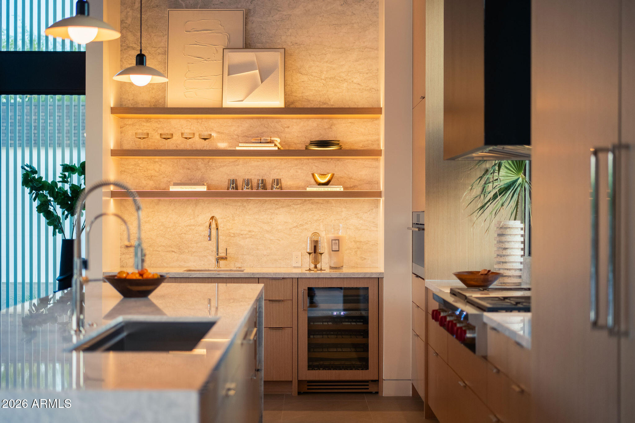 SALIDA DEL SOL - Residential