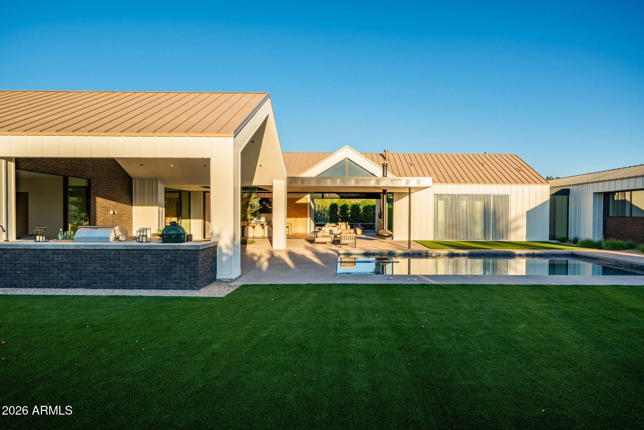 SALIDA DEL SOL - Residential