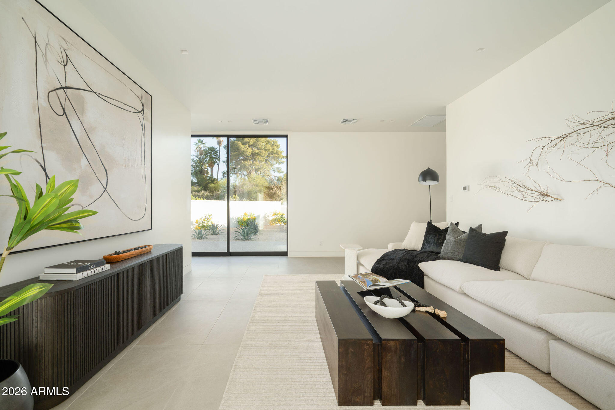 SALIDA DEL SOL - Residential