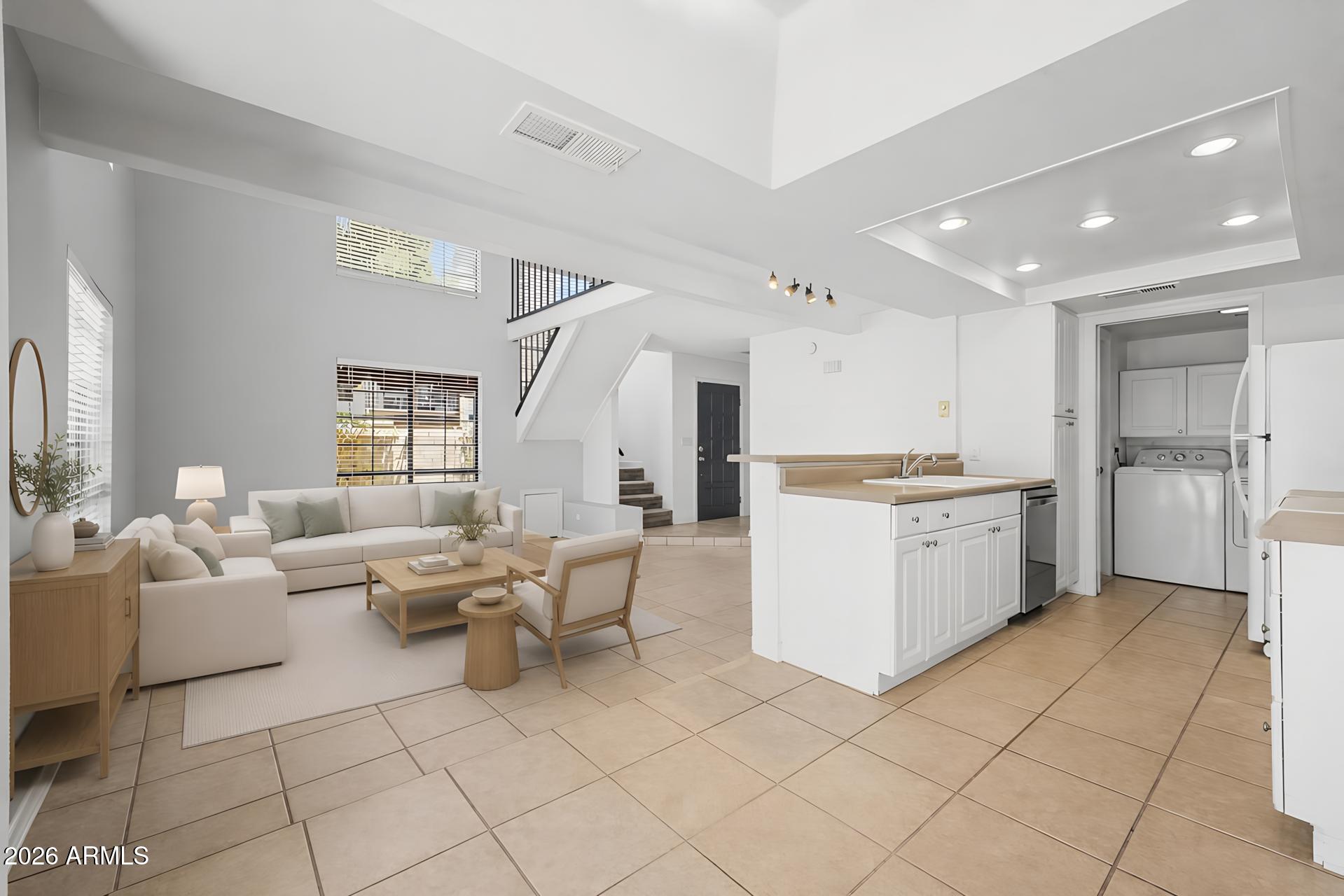 POINTE SOUTH MOUNTAIN UNIT 4 AMD - Residential