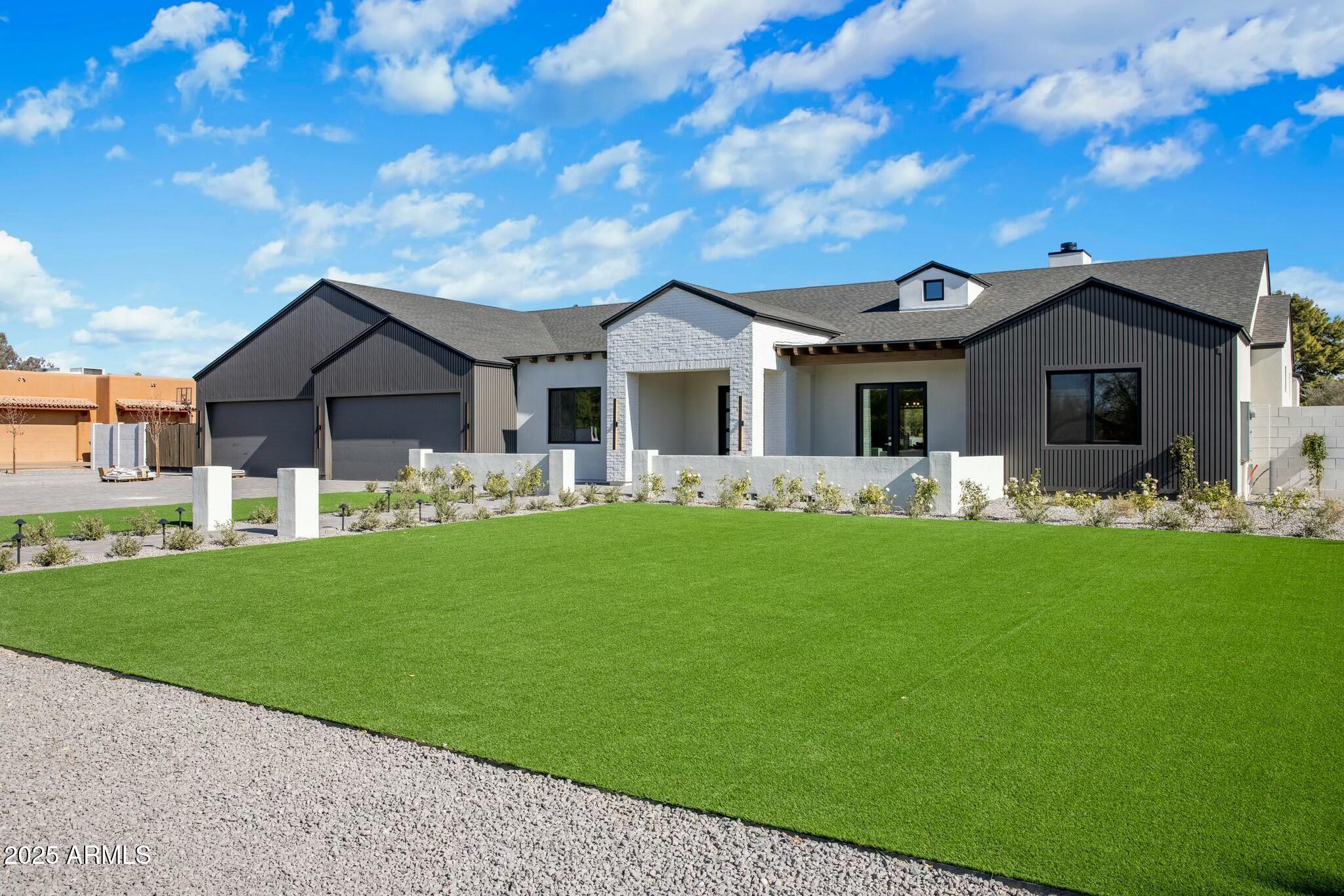 DESERT ESTATES 3 - Residential