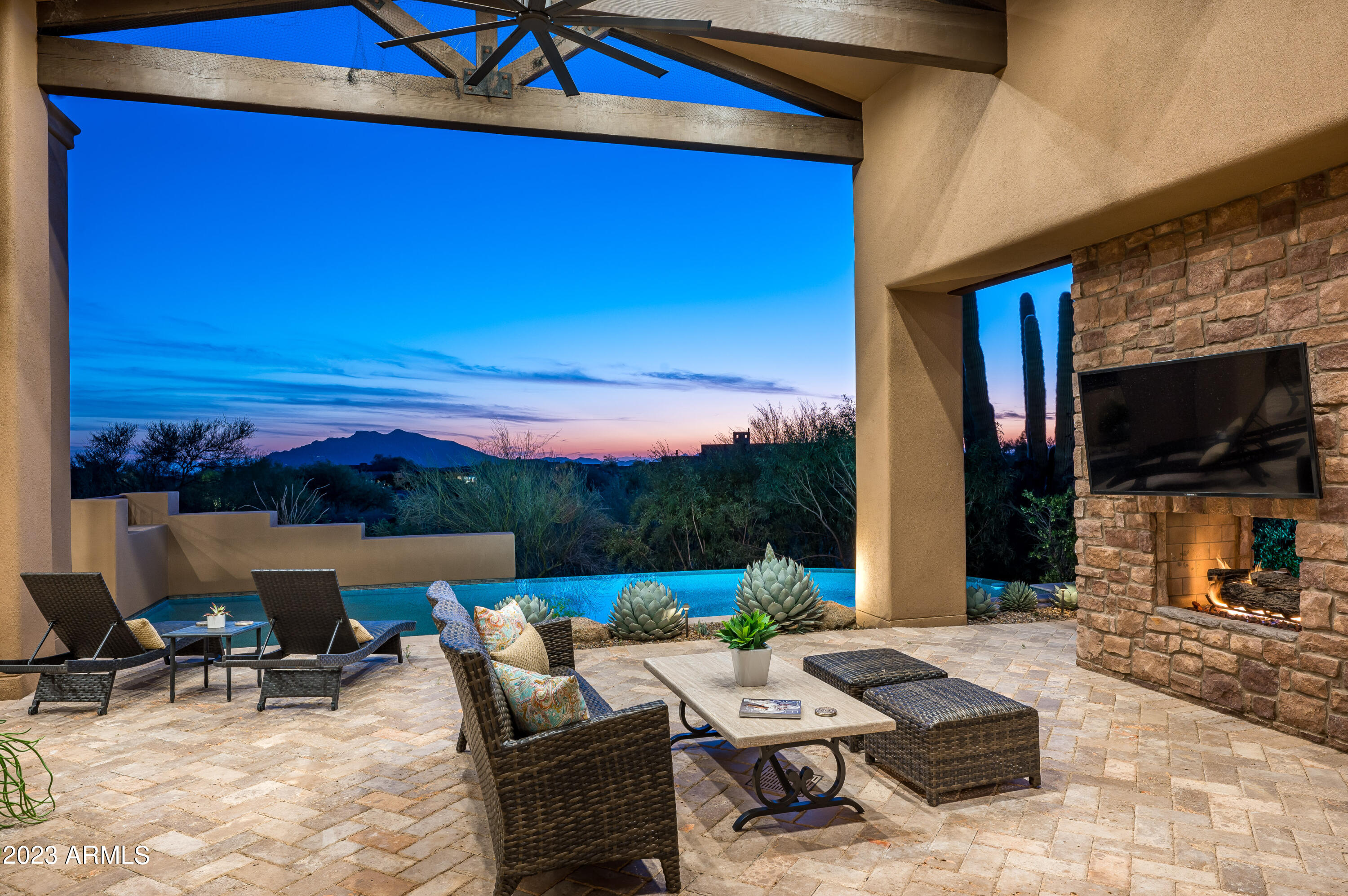 DESERT MOUNTAIN PHASE 1 UNIT 1 LOT 1-205 TR A - Residential