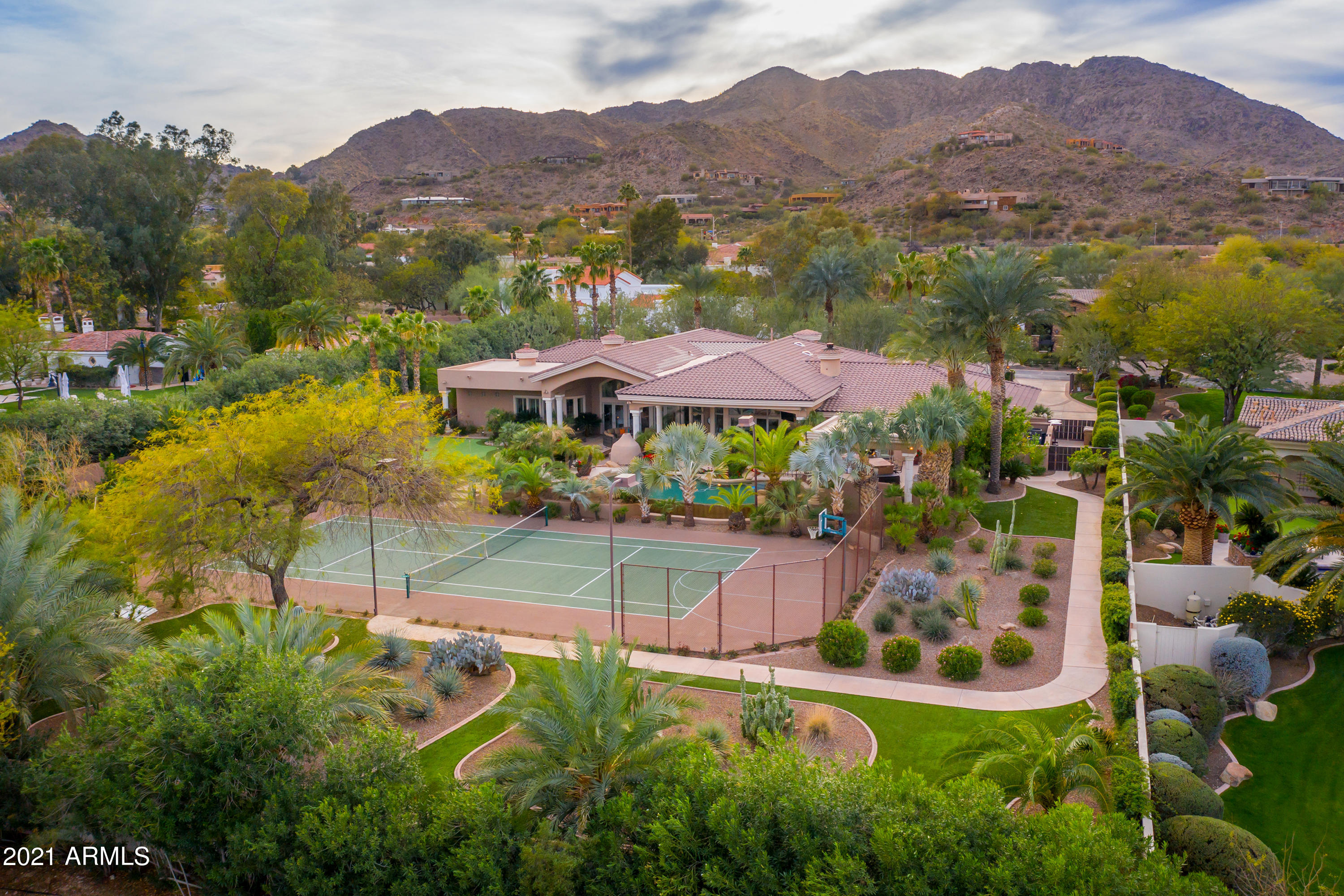KERR ESTATES 1 - Residential