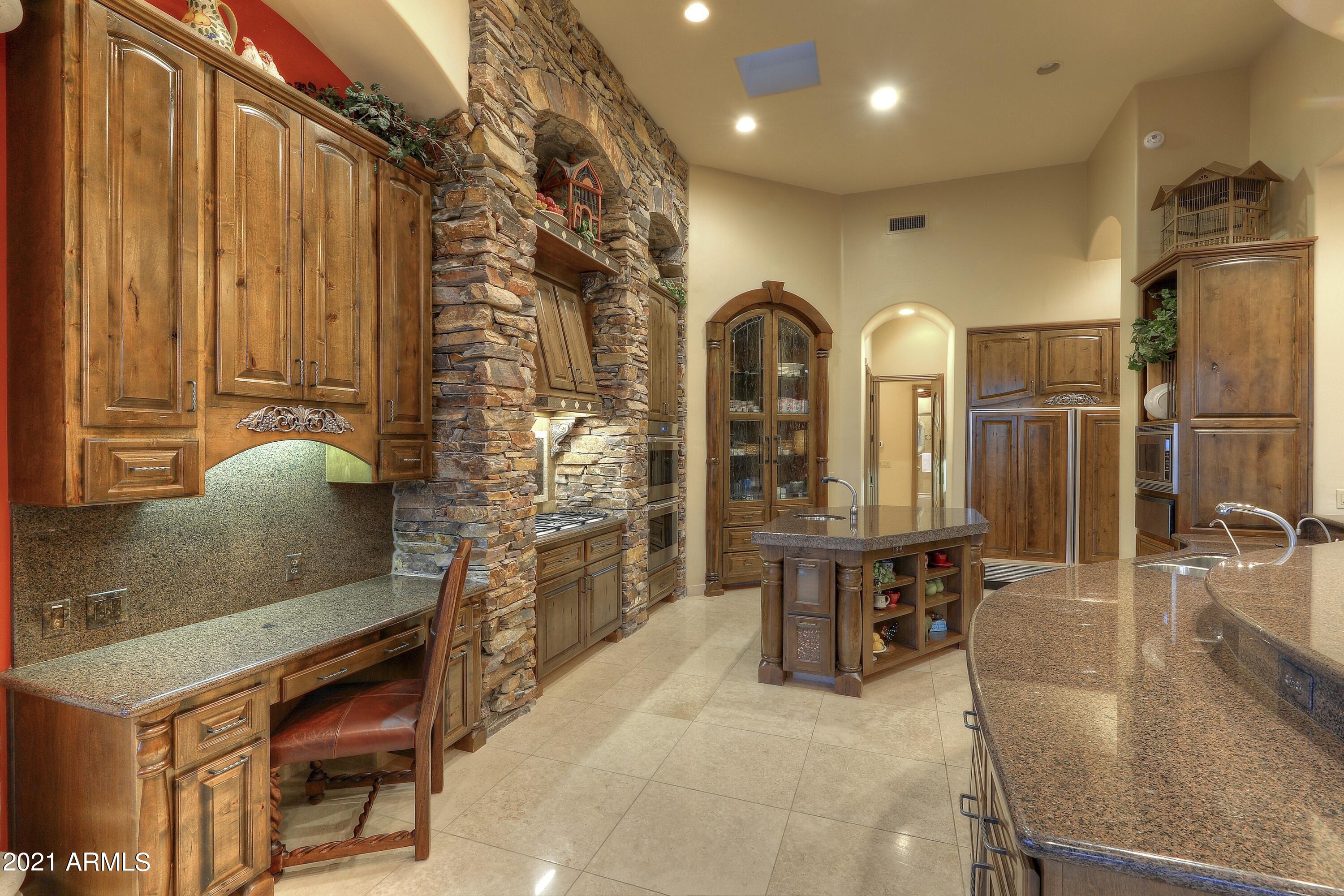 KERR ESTATES 1 - Residential