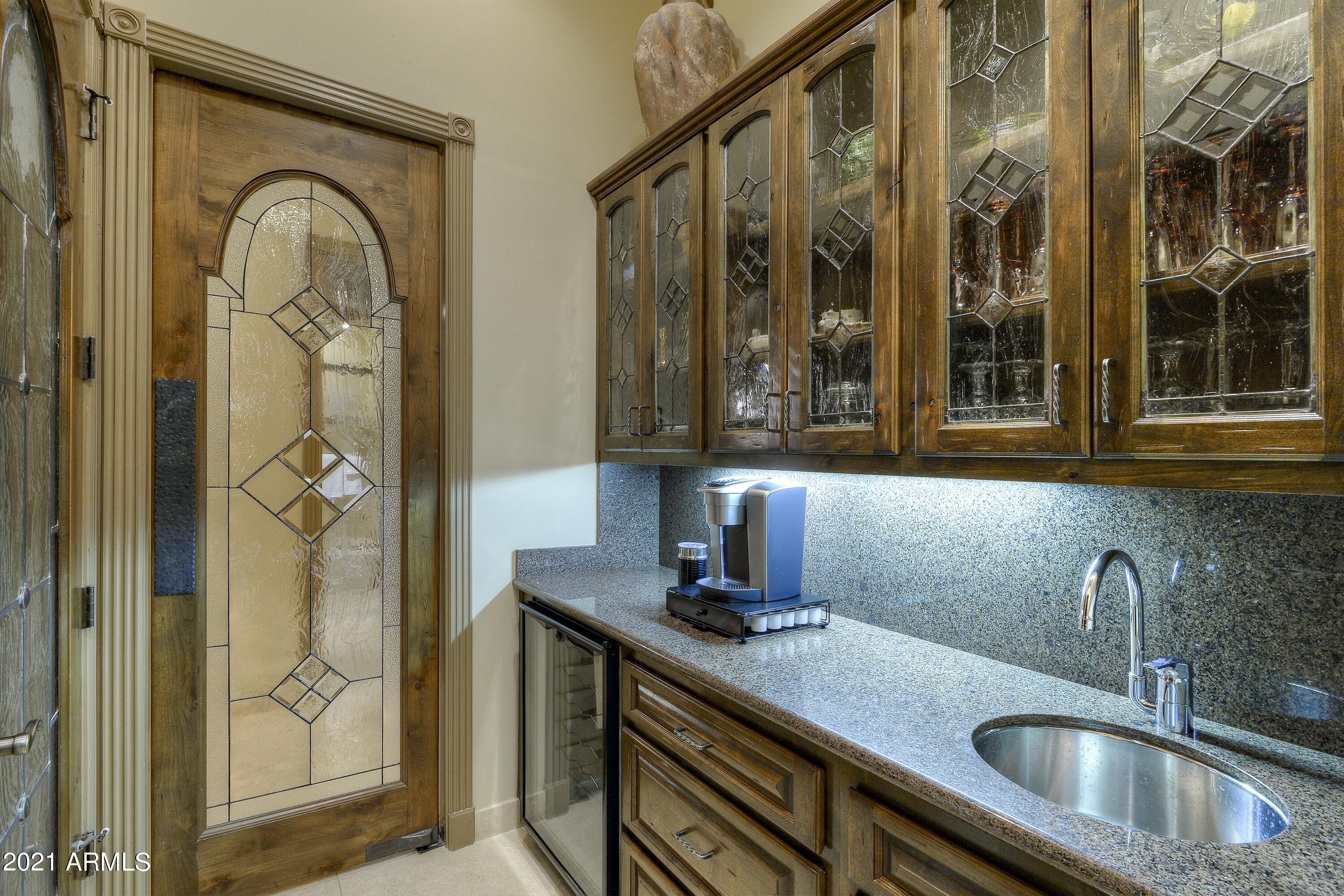 KERR ESTATES 1 - Residential