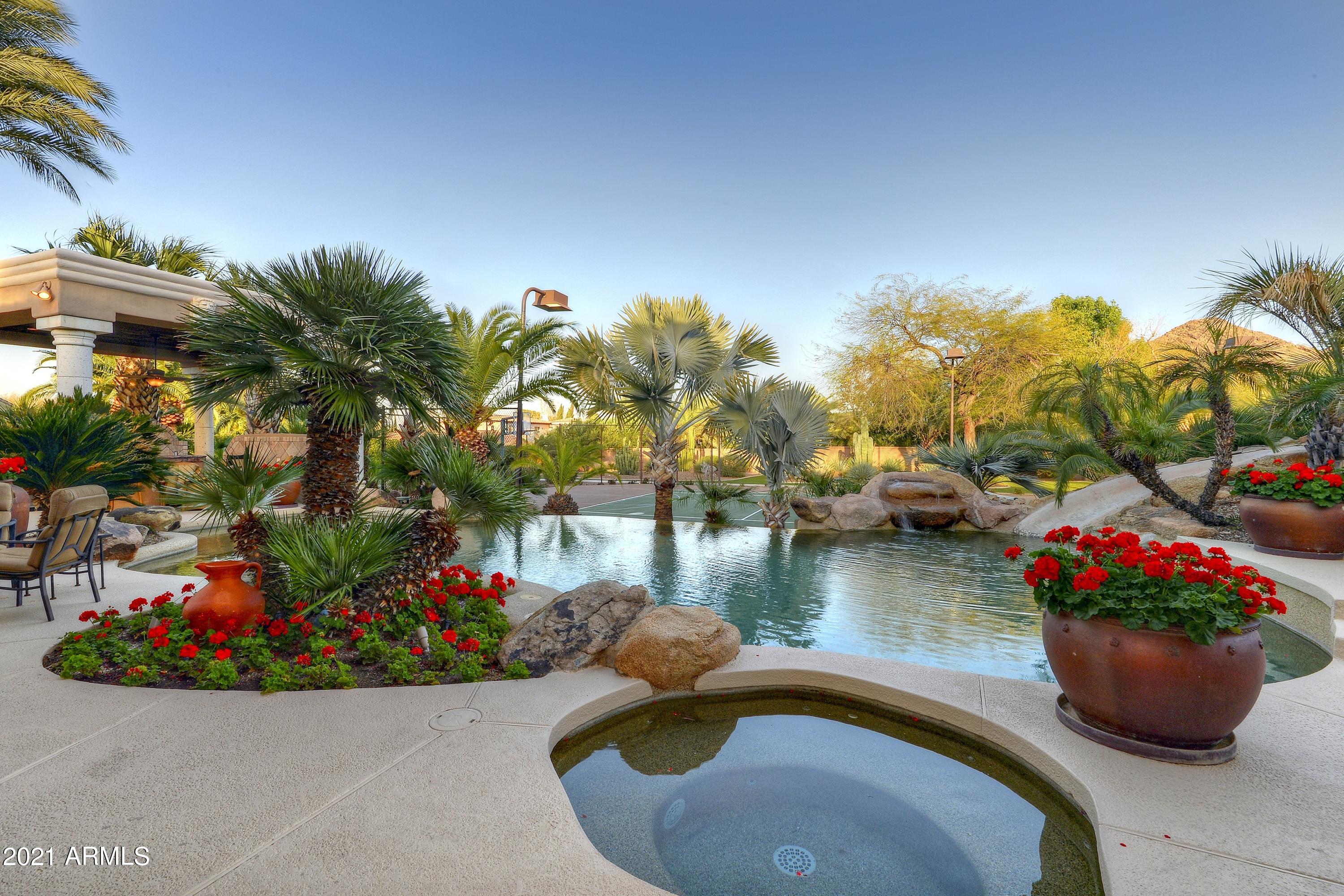 KERR ESTATES 1 - Residential