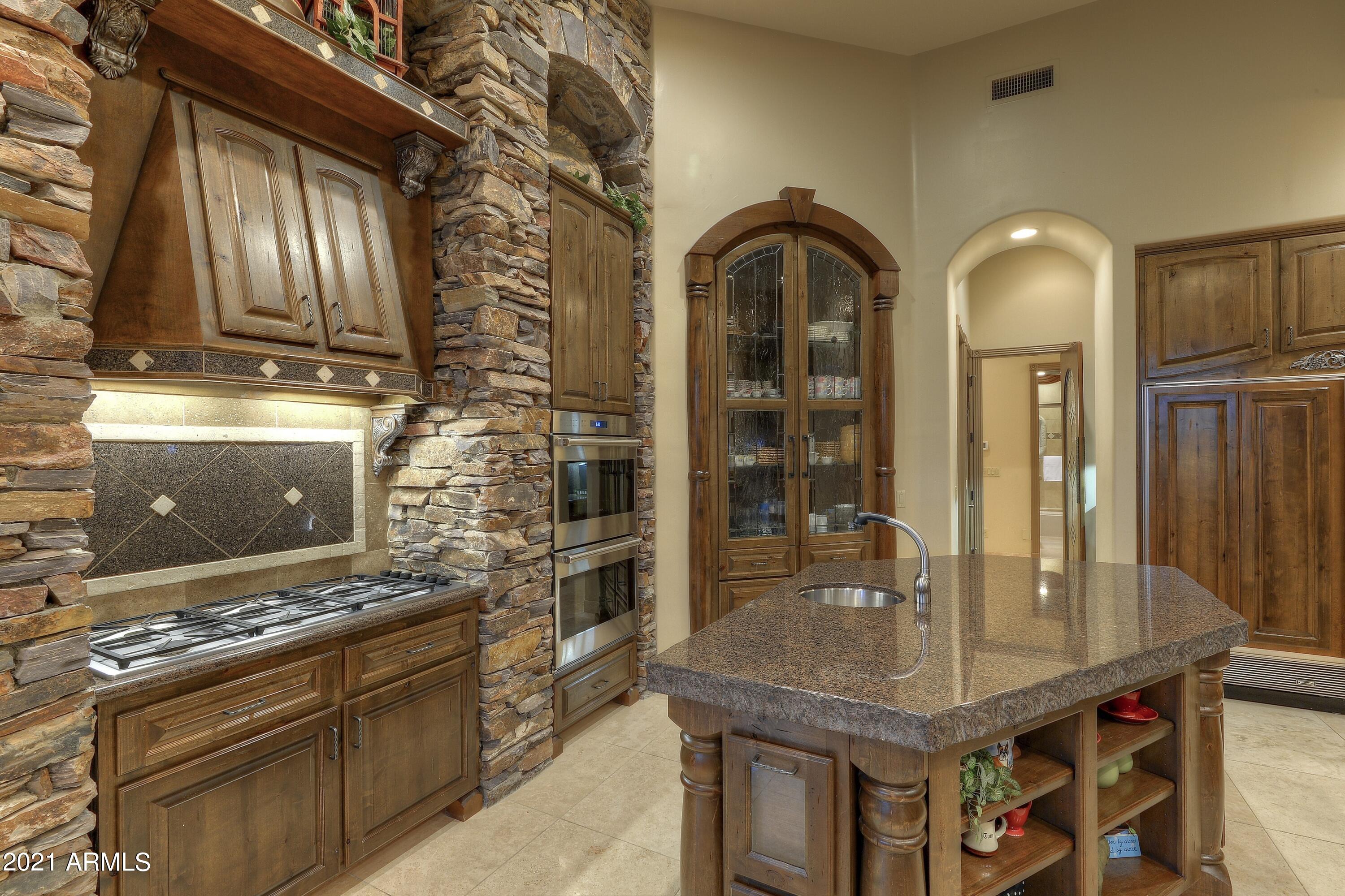 KERR ESTATES 1 - Residential